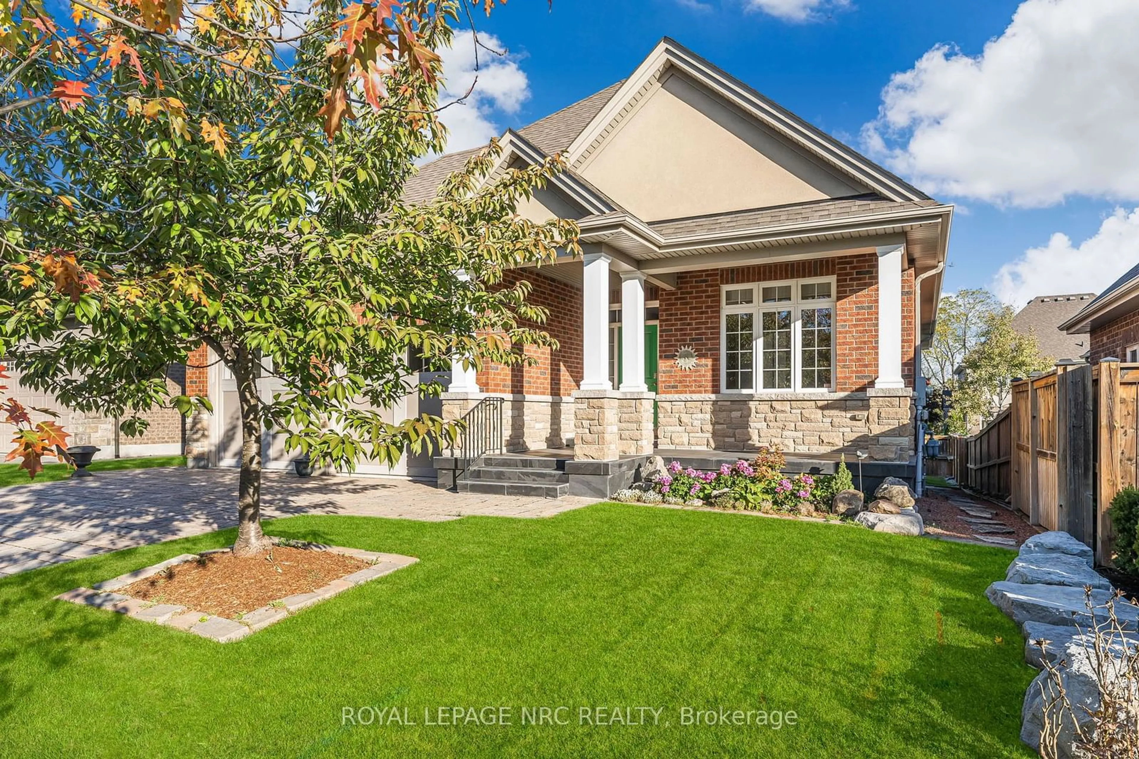 Home with brick exterior material, street for 36 HICKORY Ave, Niagara-on-the-Lake Ontario L0S 1J1