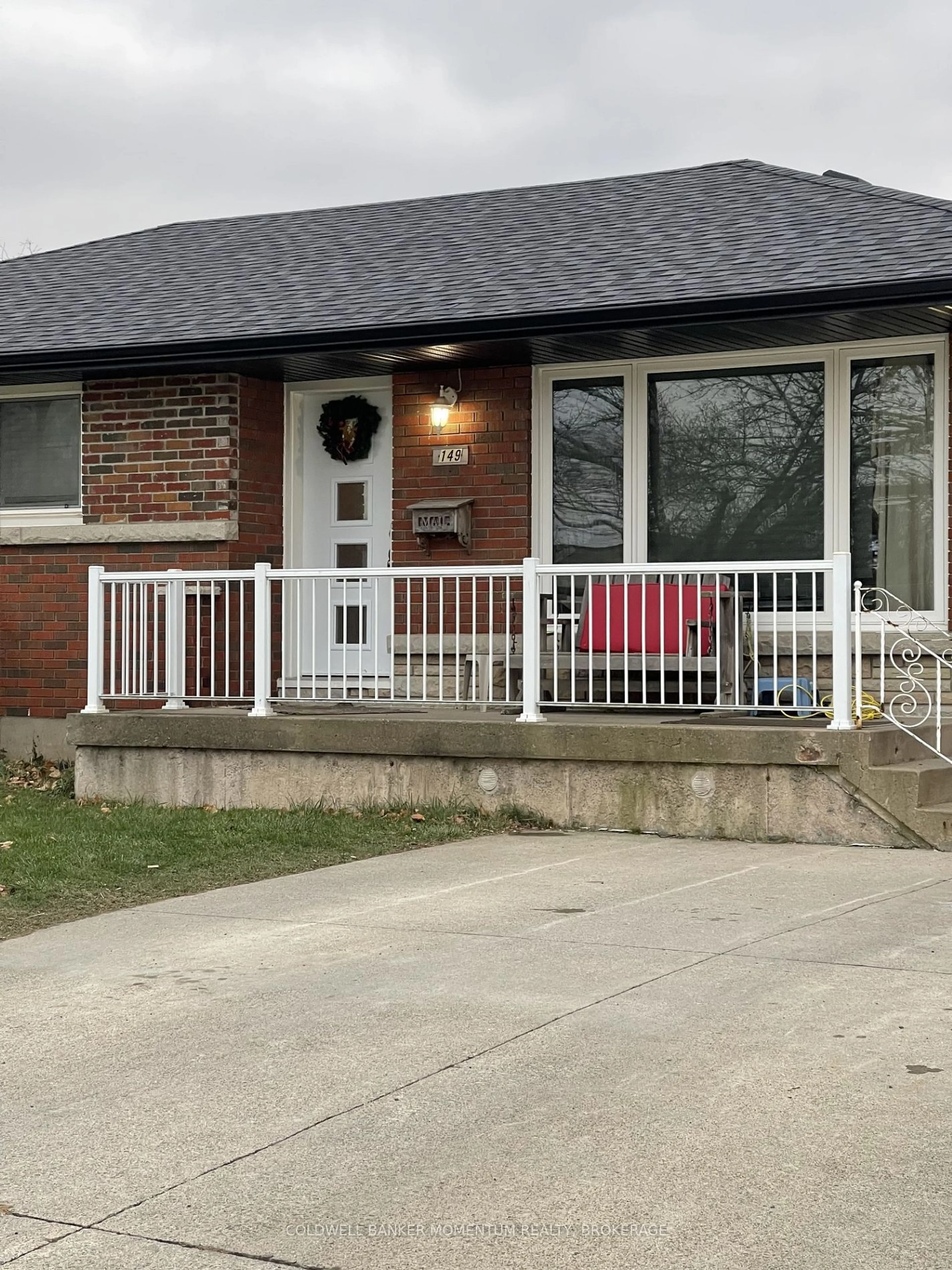 Home with brick exterior material, street for 149 Sullivan Ave, Thorold Ontario L2V 2Z3