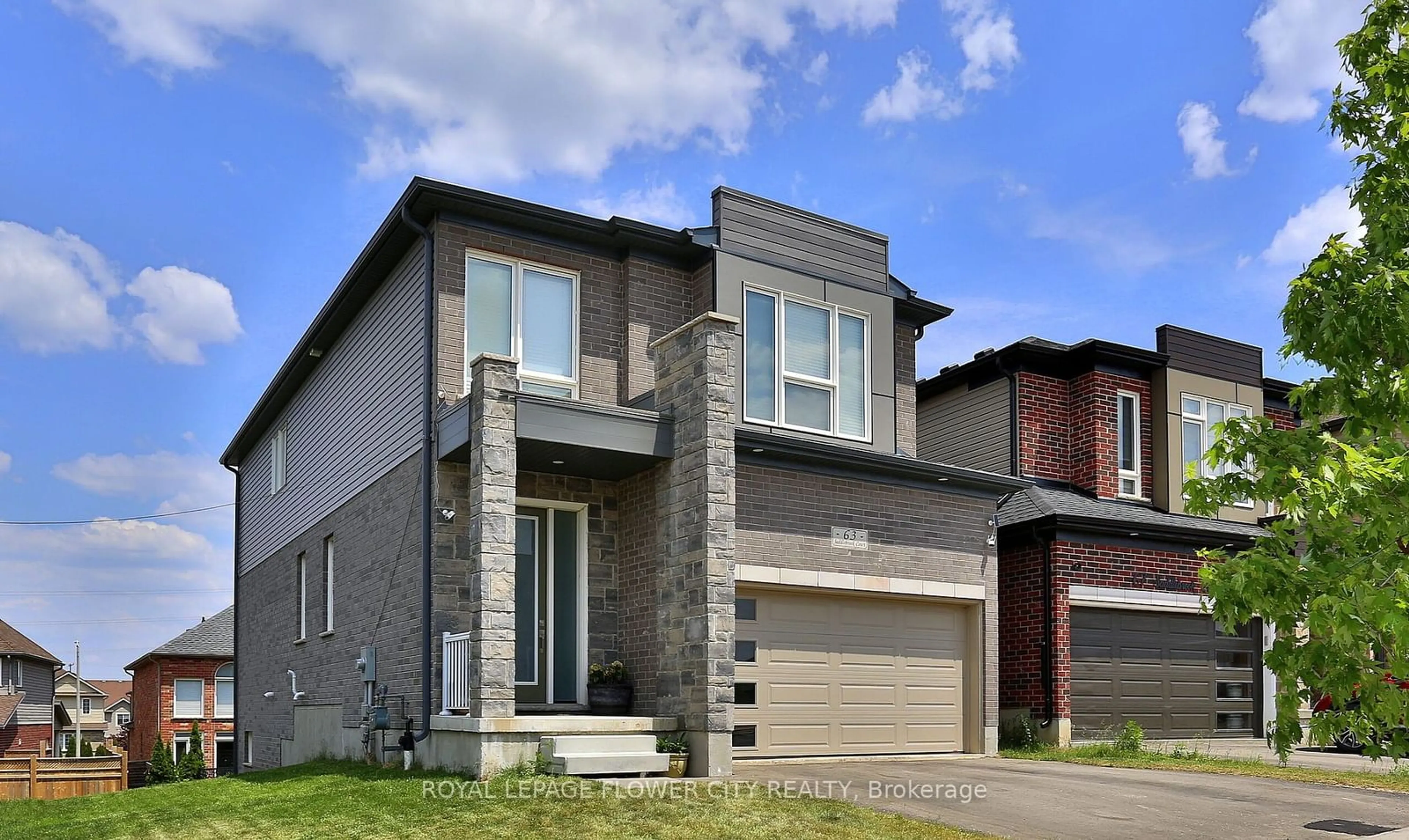 Home with brick exterior material, street for 63 Saddlebrook Crt, Kitchener Ontario N2R 1W7