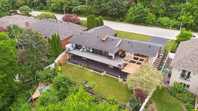 Additional property image - 33 LESLIE Dr