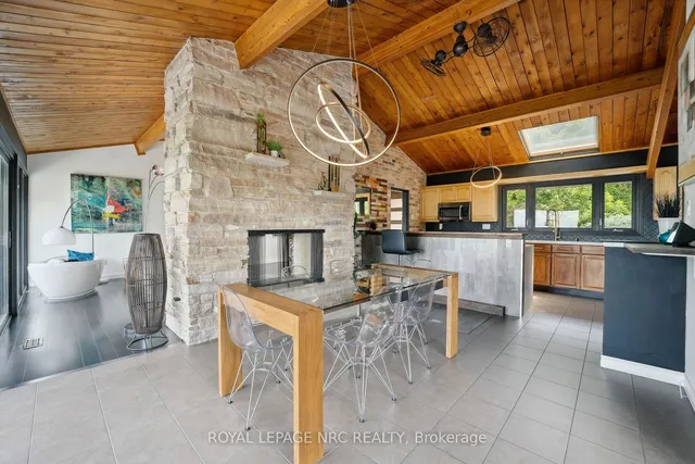 Additional property image - 33 LESLIE Dr