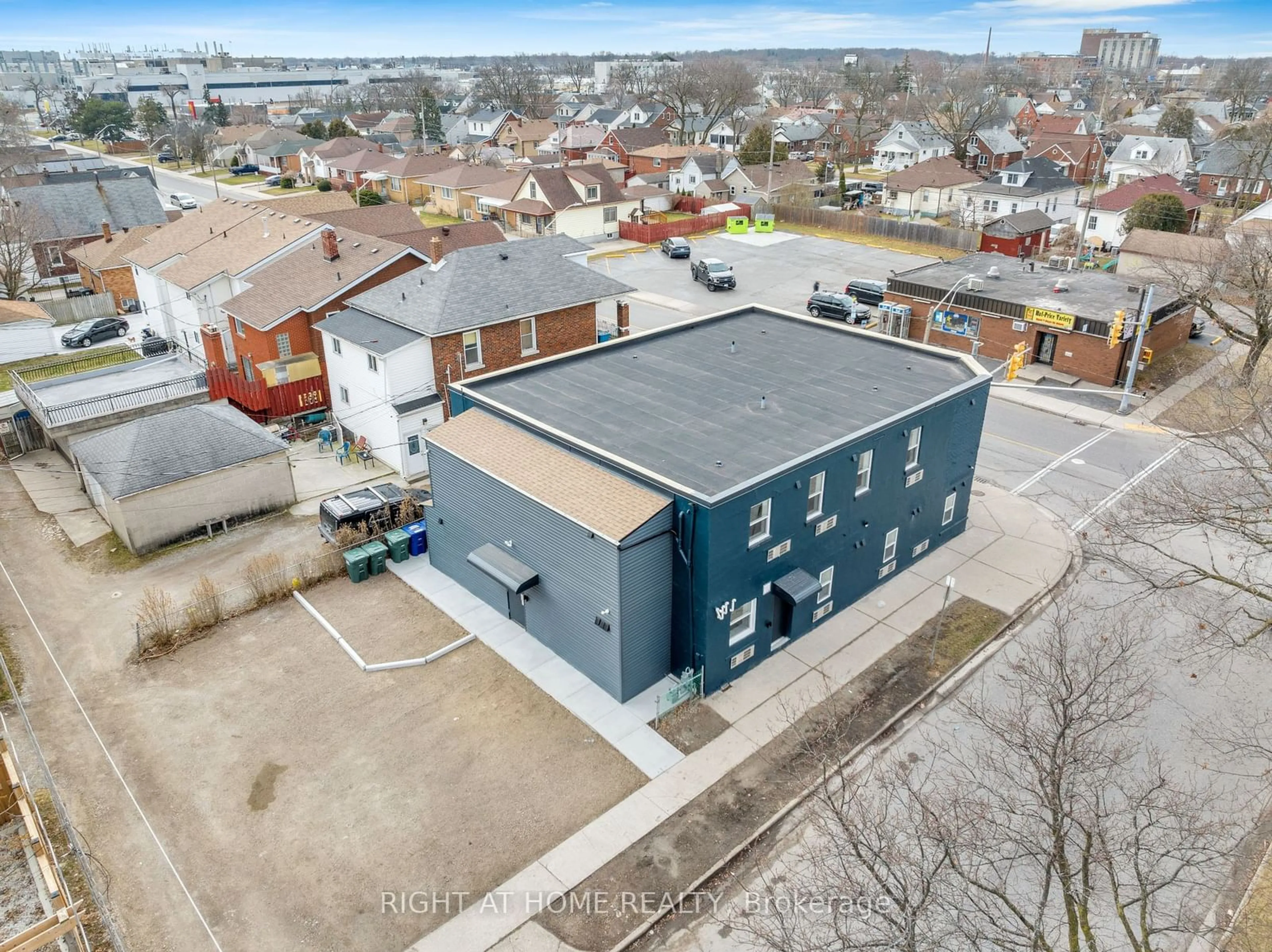 A pic from outside/outdoor area/front of a property/back of a property/a pic from drone, building for 1804 Drouillard Rd, Windsor Ontario N8W 3X5