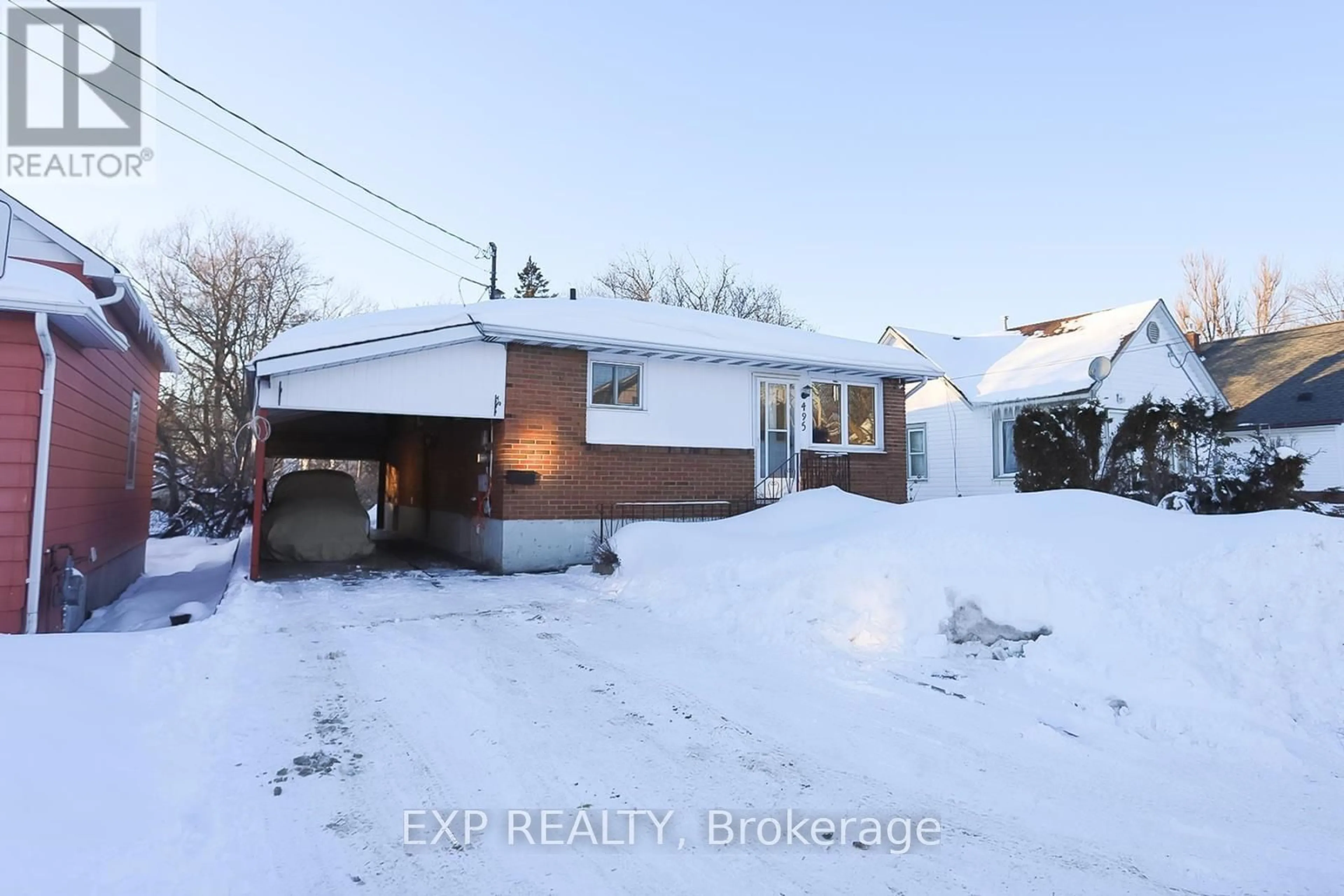 A pic from outside/outdoor area/front of a property/back of a property/a pic from drone, street for 495 Bush St, Sault Ste Marie Ontario P6C 3H6