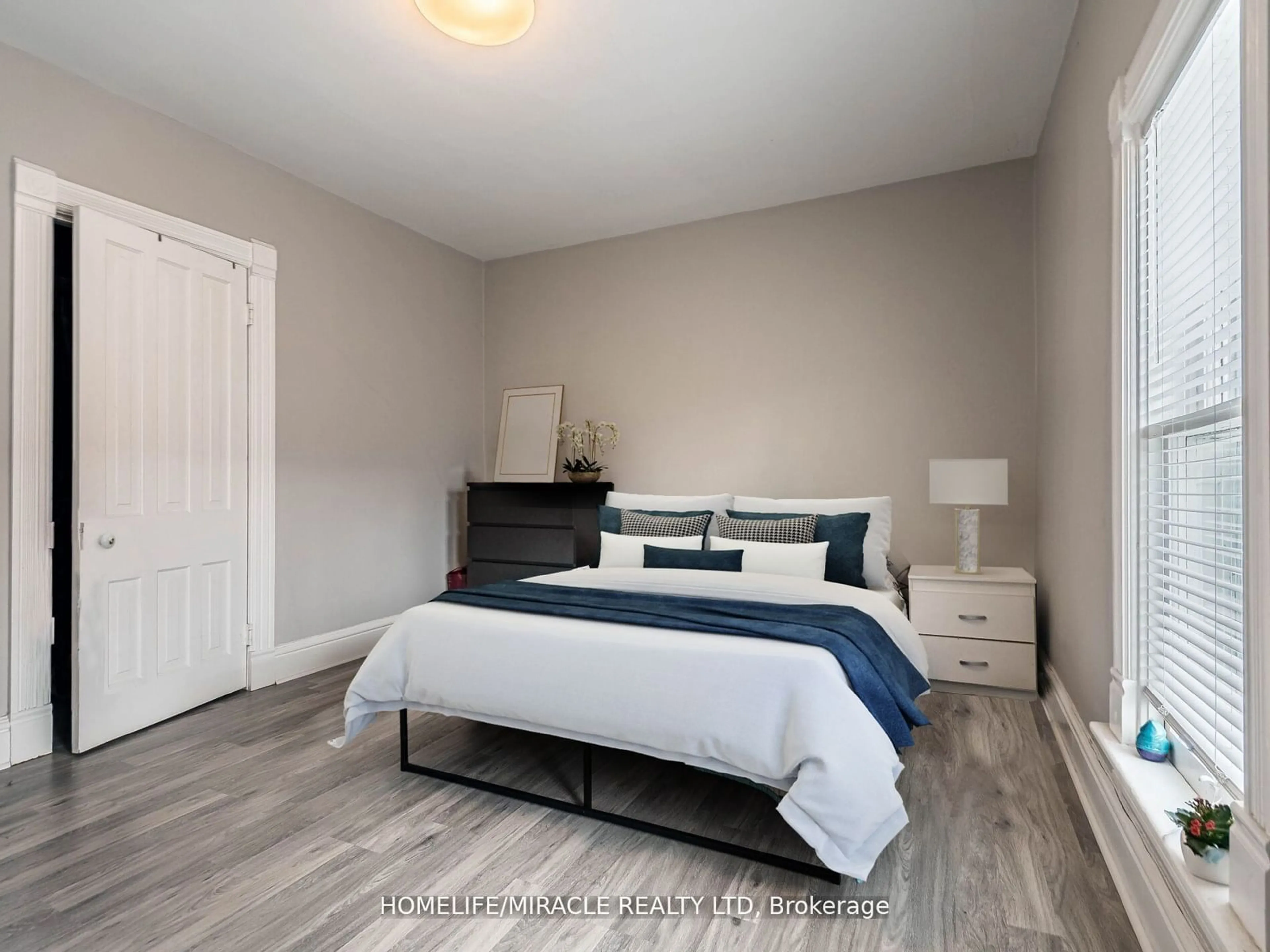 A pic of a room for 9 Ramore St, Cambridge Ontario N1S 2P6