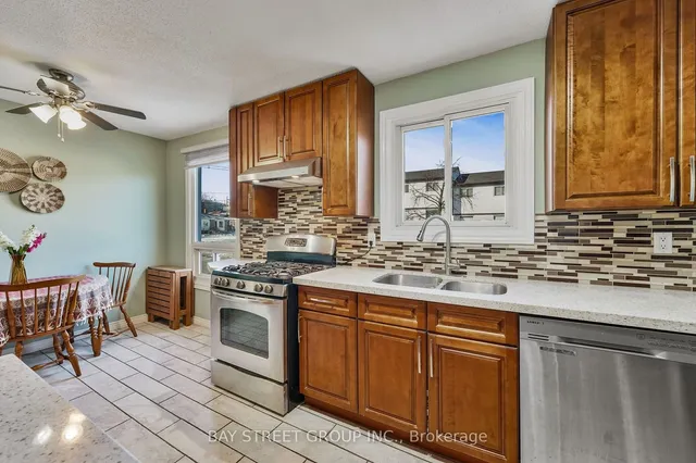 Additional property image - 80 Old Country Dr Unit 30