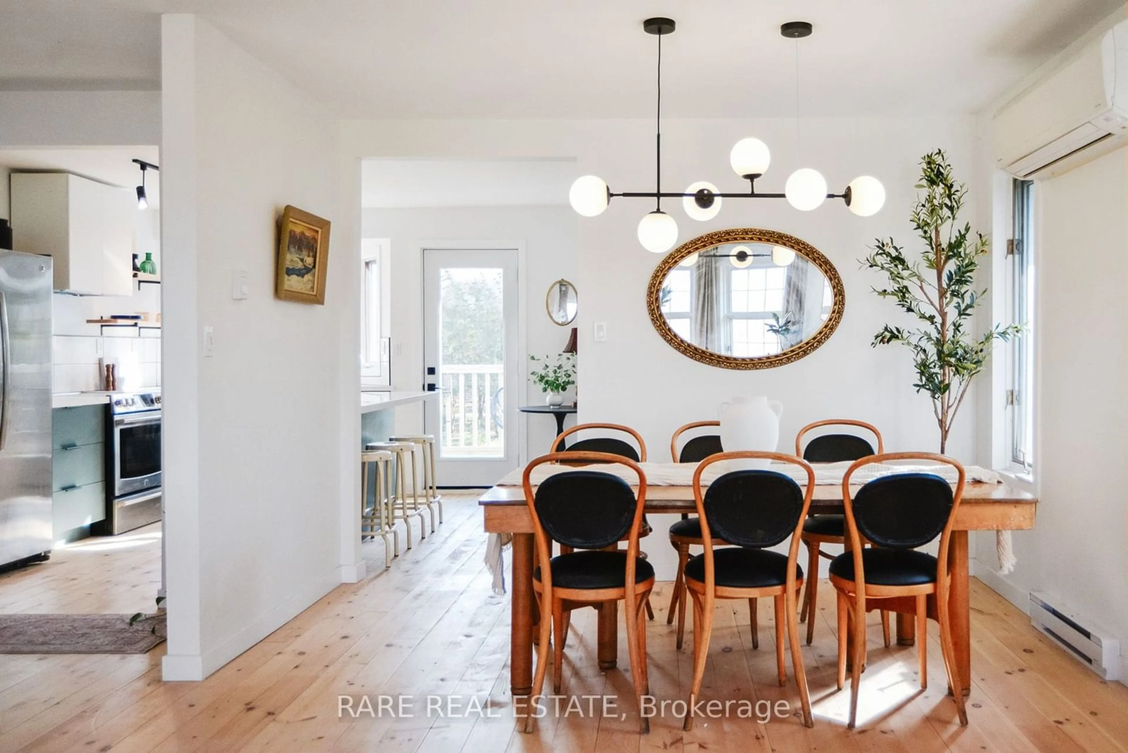 Dining room, wood/laminate floor for 62 Mitchells Cross Rd, Prince Edward County Ontario K0K 2T0