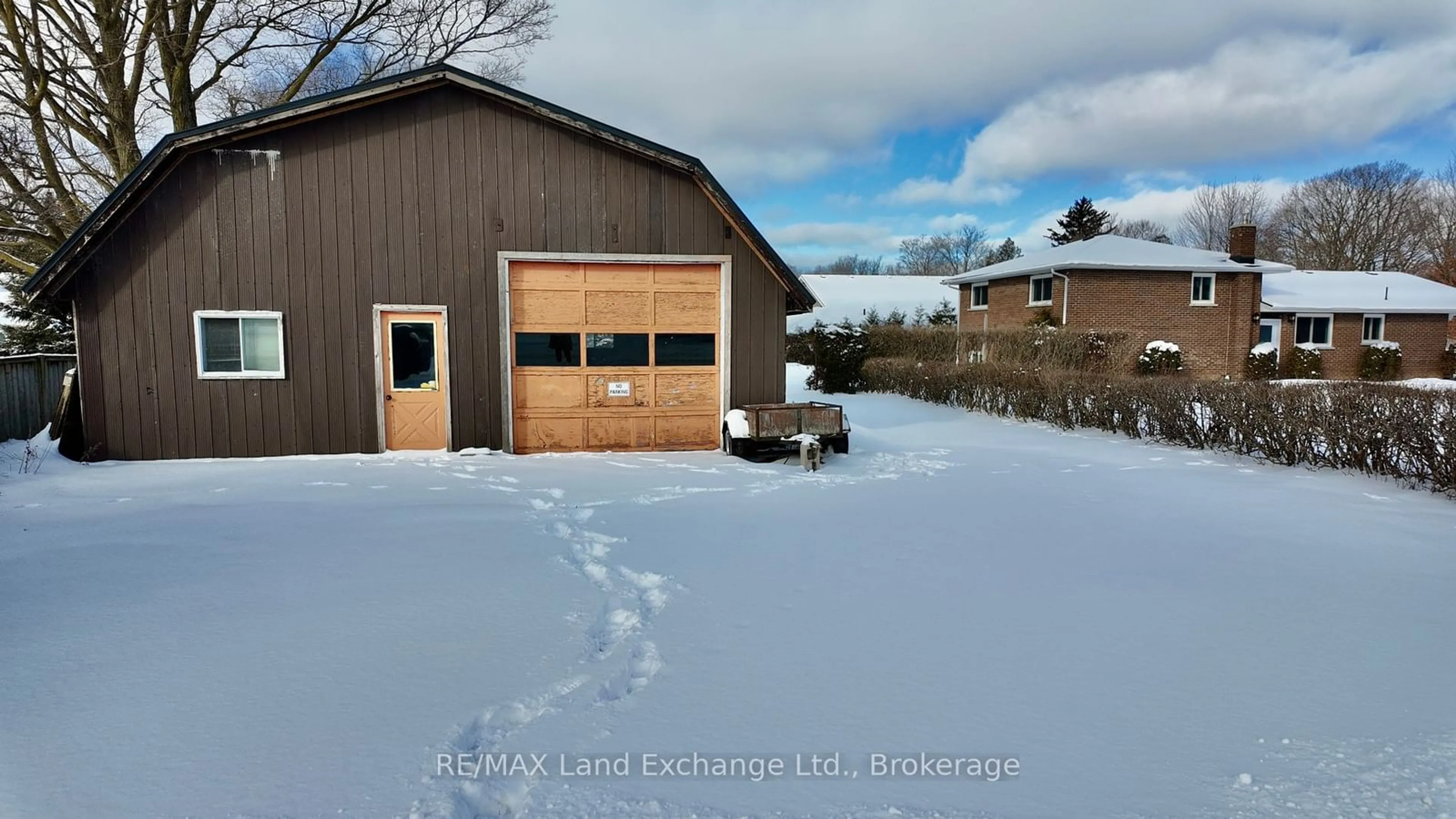 Shed for 24 STANLEY St, Kincardine Ontario N0G 2T0