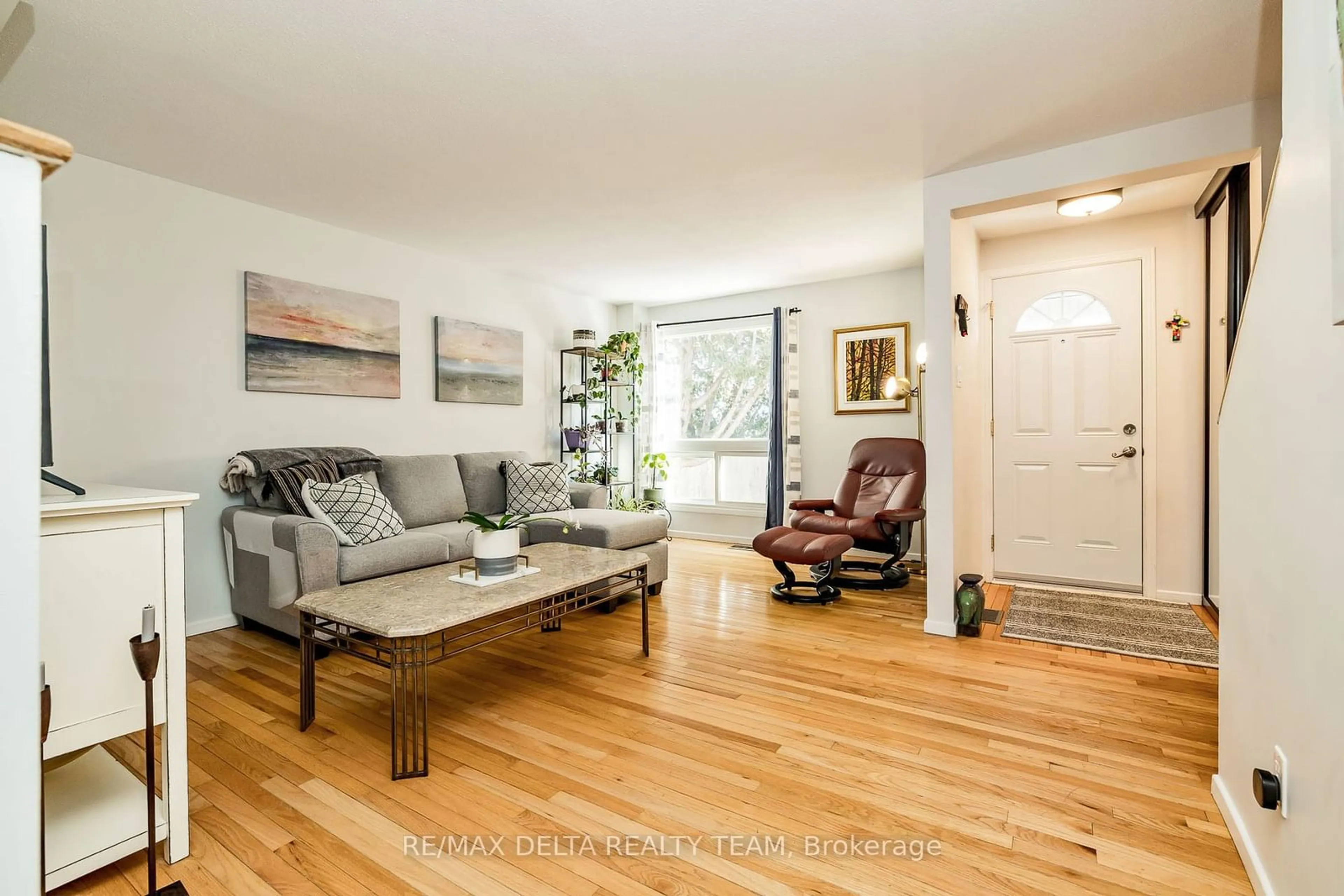 Living room with furniture, unknown for 1554 Lassiter Terr #188, Beacon Hill North - South and Area Ontario K1J 8N4