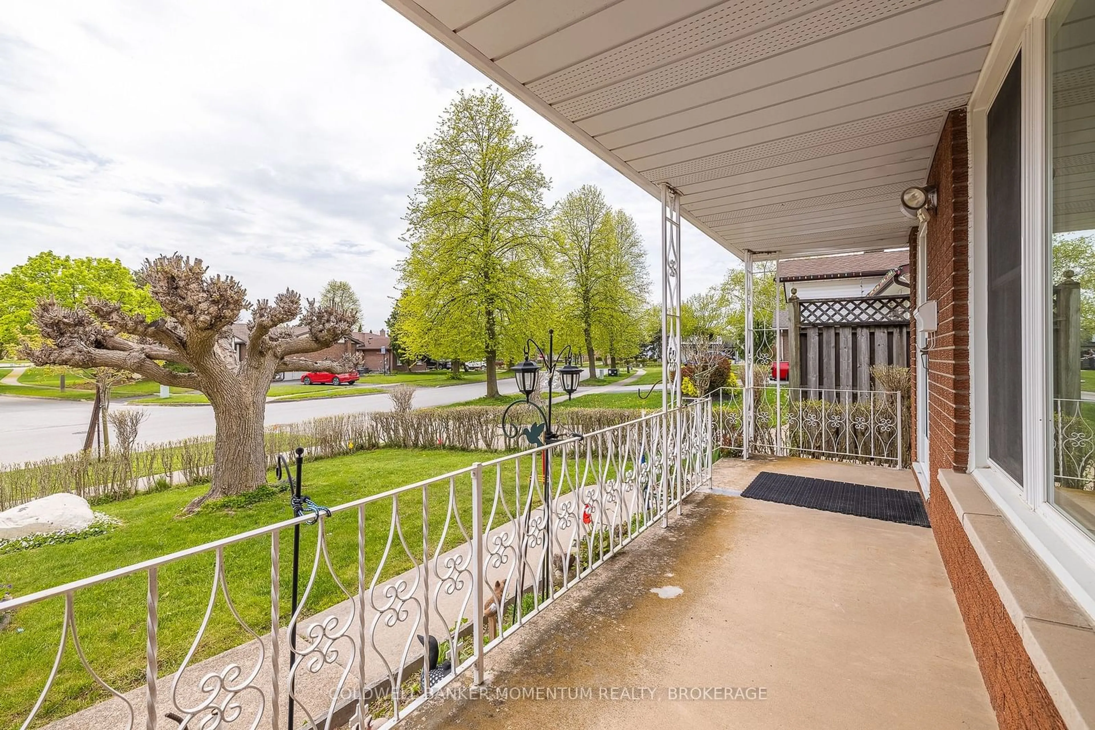 Patio, water/lake/river/ocean view for 4177 BROOKDALE Dr, Niagara Falls Ontario L2H 2A9