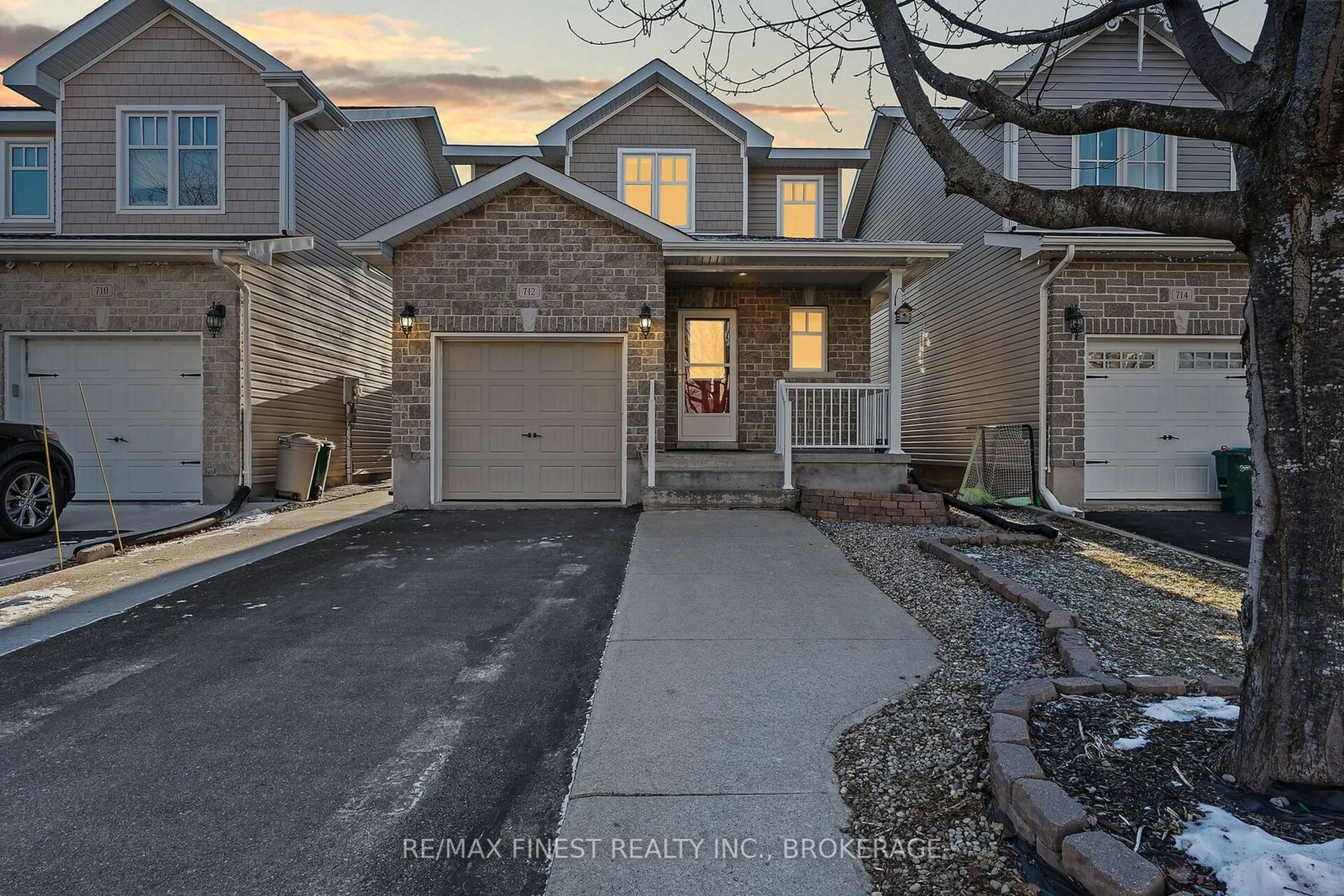 Unknown for 712 Margaret Way, Kingston Ontario K7K 0B9