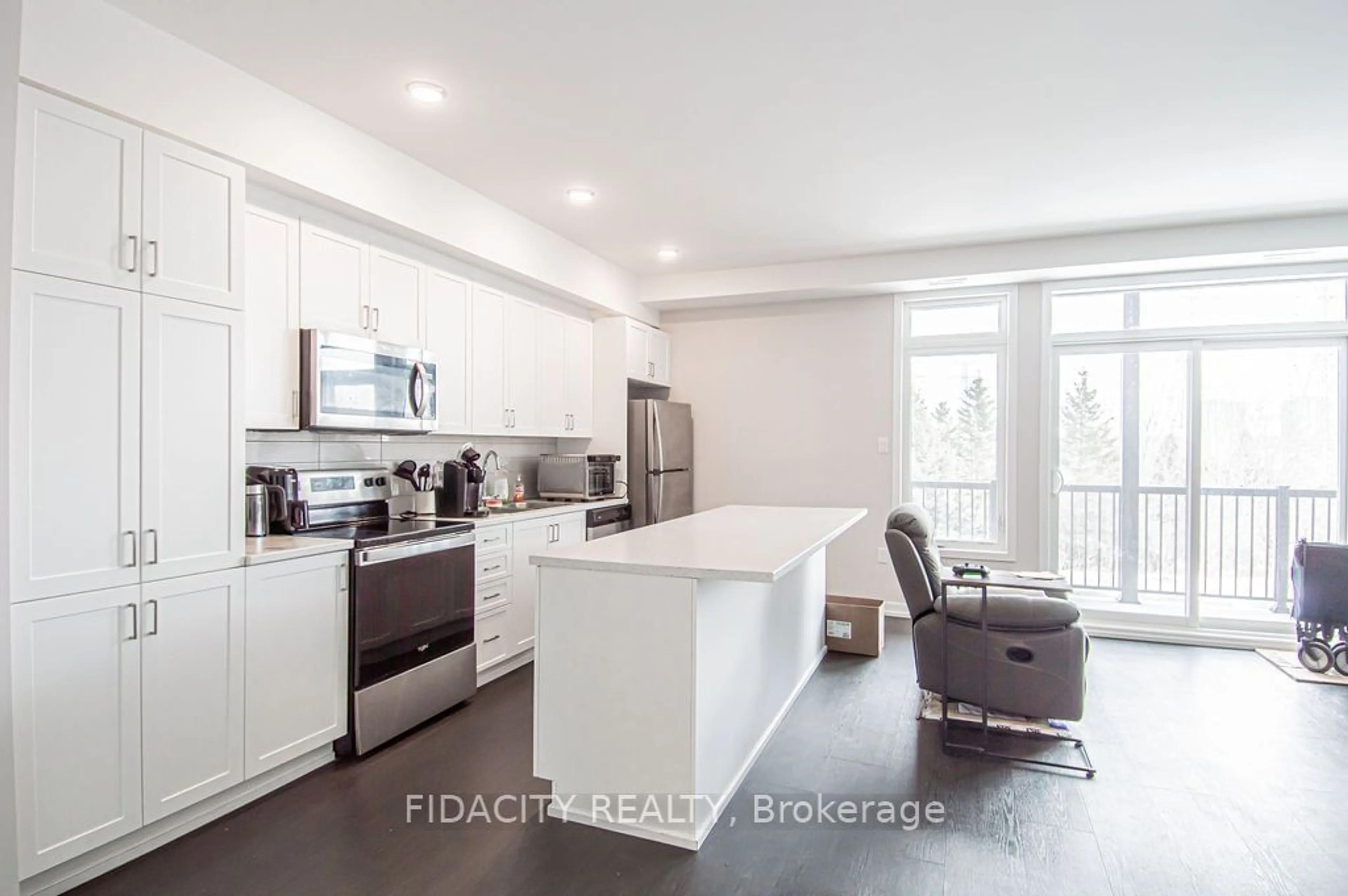 Open concept kitchen, unknown for 231 Citiplace Dr #F, Cityview - Parkwoods Hills - Rideau Shore Ontario K2E 0C5