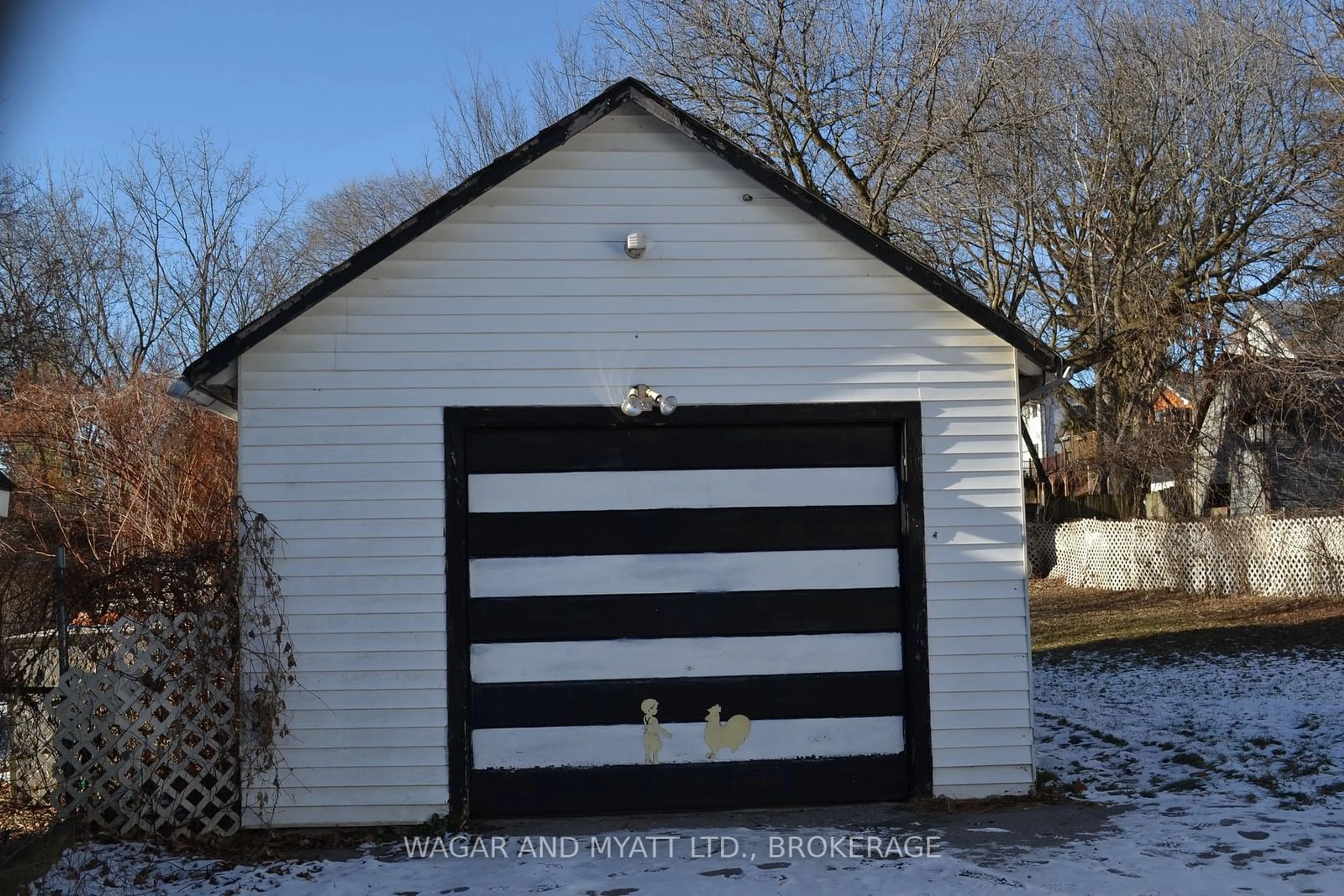 Shed for 125 Centre St, Deseronto Ontario K0K 1X0