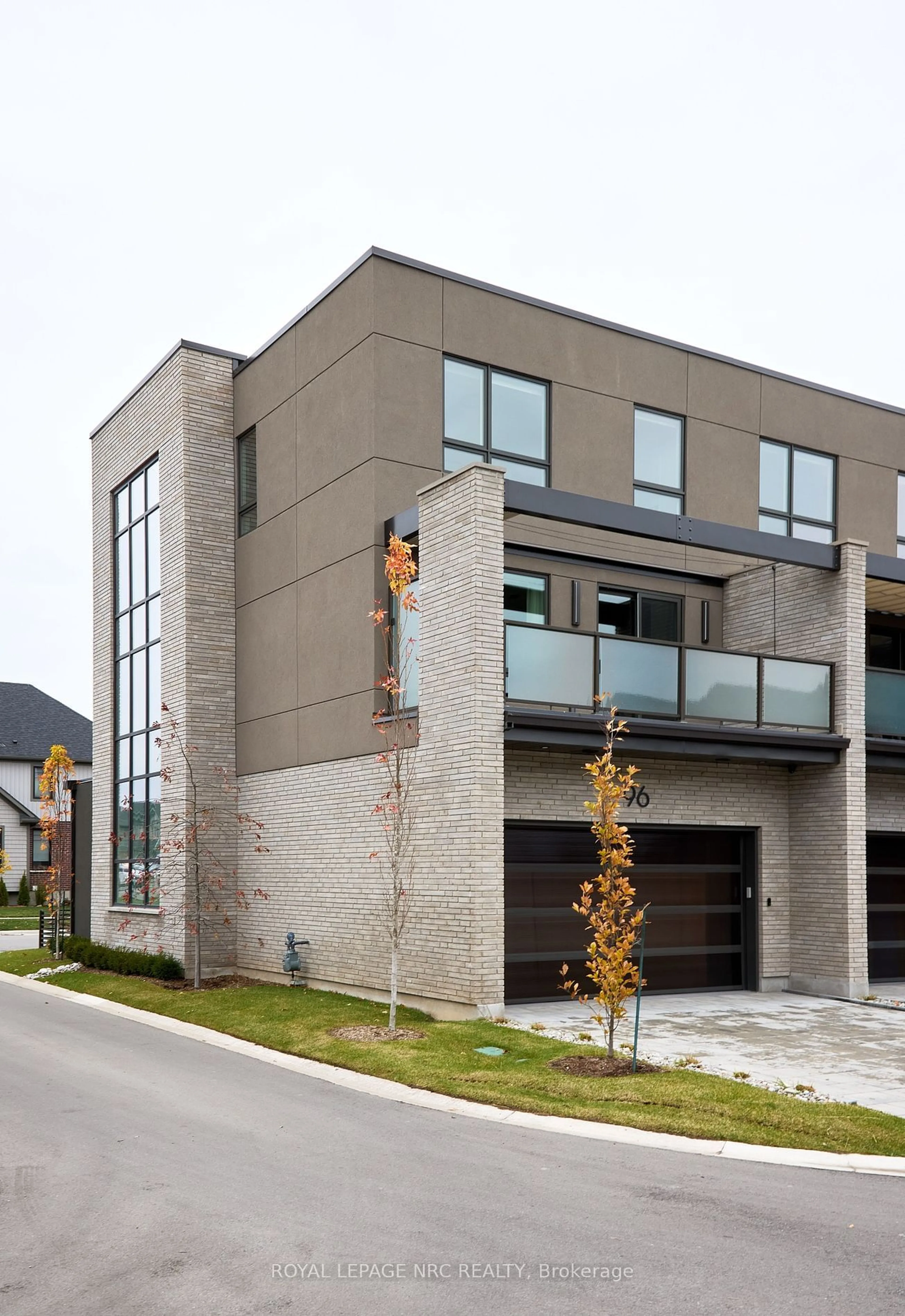 Home with brick exterior material, street for 96 Moody St, Pelham Ontario L0S 1E6