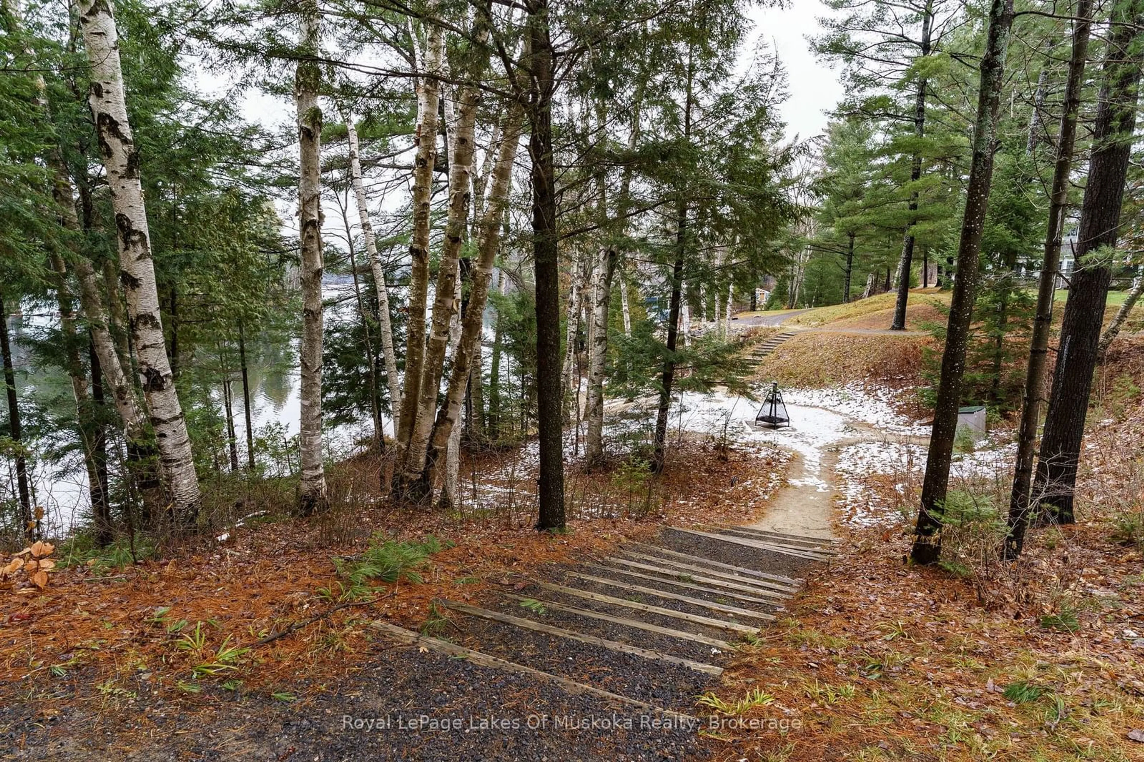 Stairs for 1020 Birch Glen Rd #V15  W9, Lake of Bays Ontario P0B 1A0