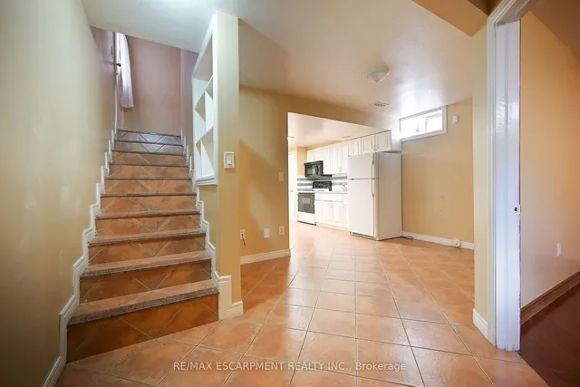 Additional property image - 204 Picton St