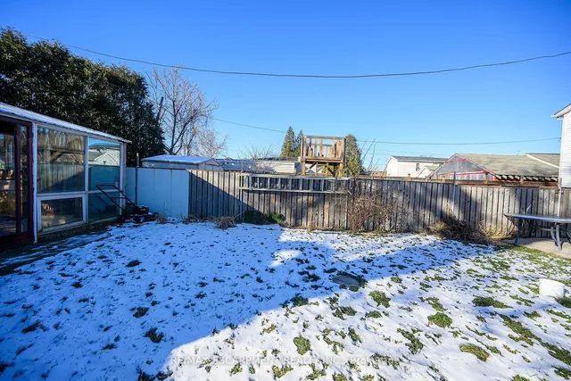 Additional property image - 204 Picton St