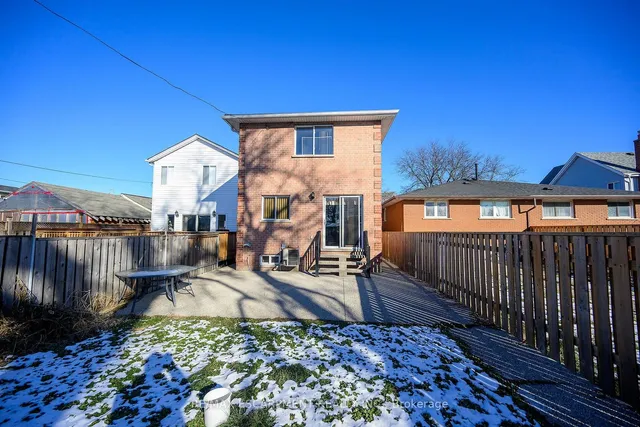 Additional property image - 204 Picton St