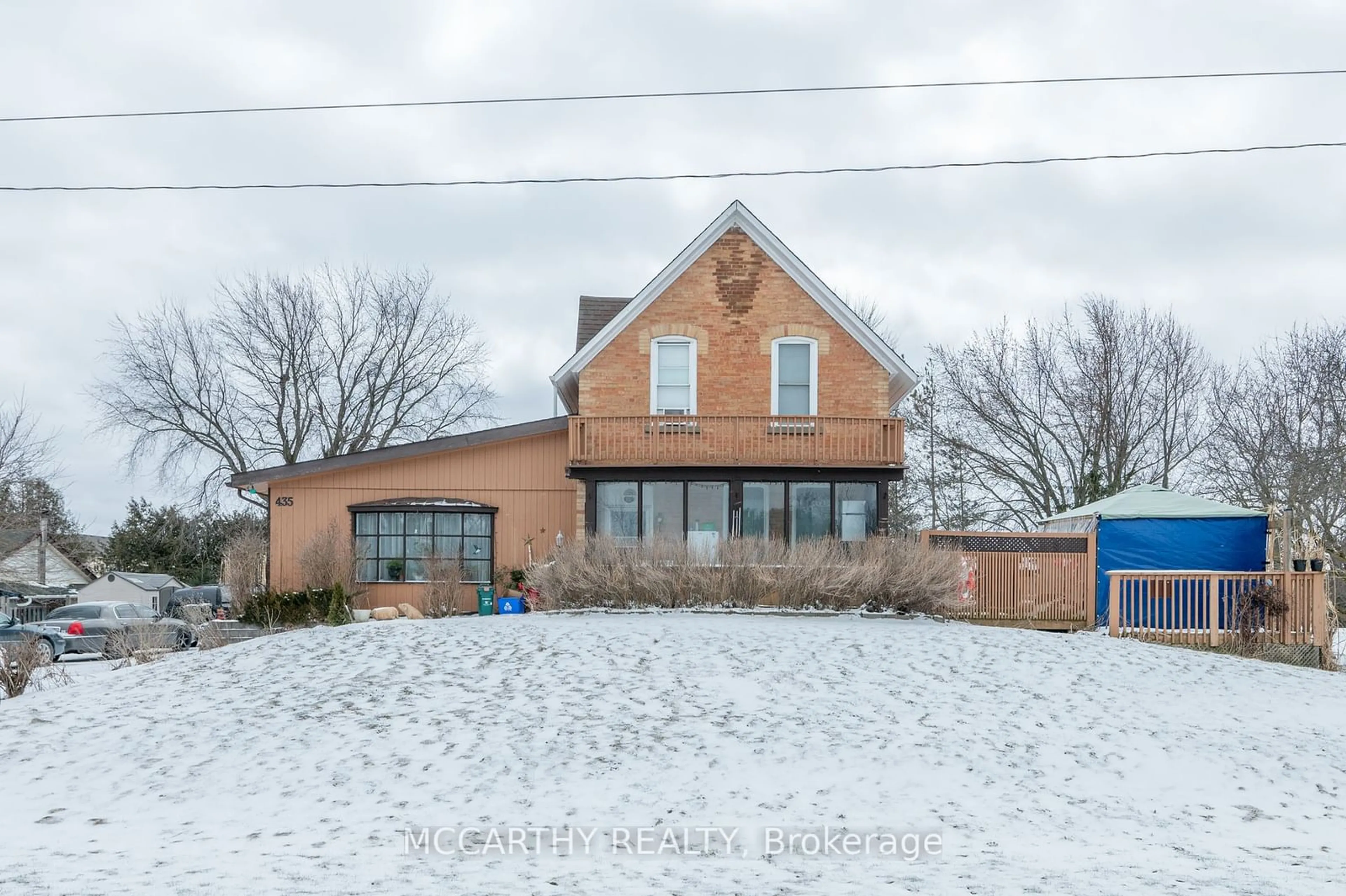 Home with brick exterior material, building for 435 Main St, Shelburne Ontario L9V 3A1