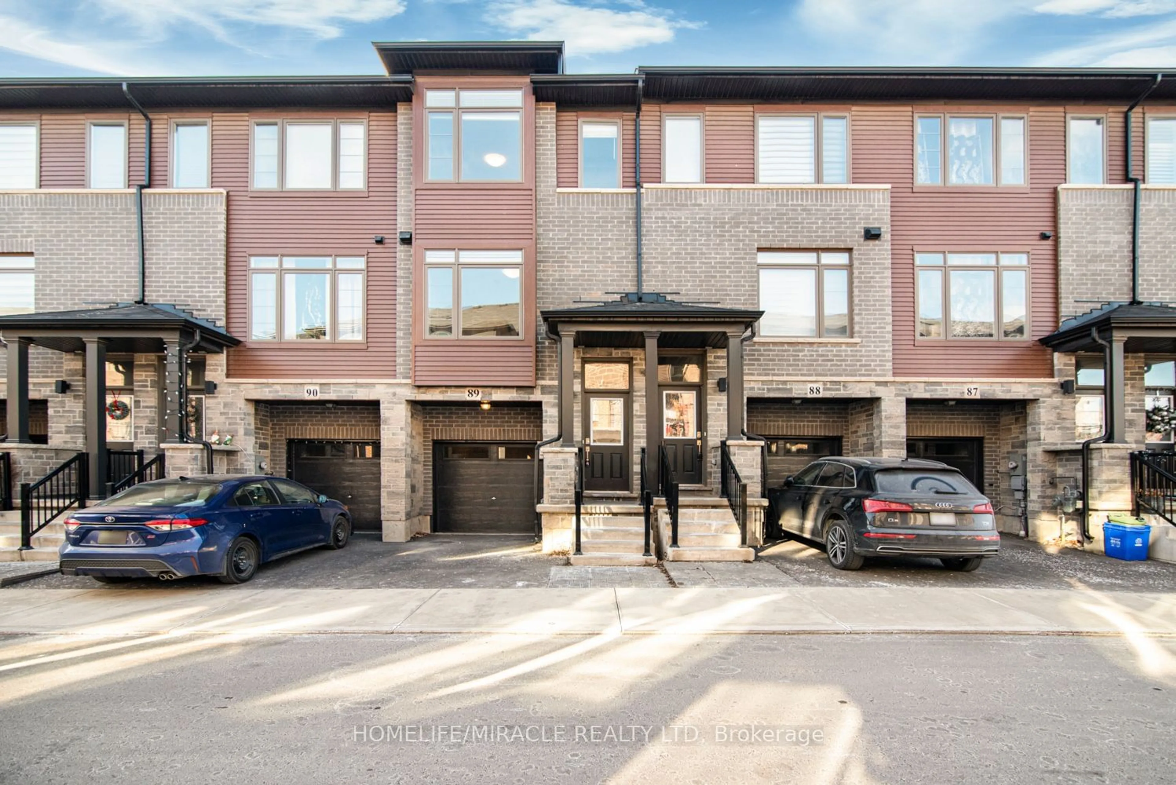 Home with brick exterior material, street for 575 Woodward Ave #89, Hamilton Ontario L8H 6P2