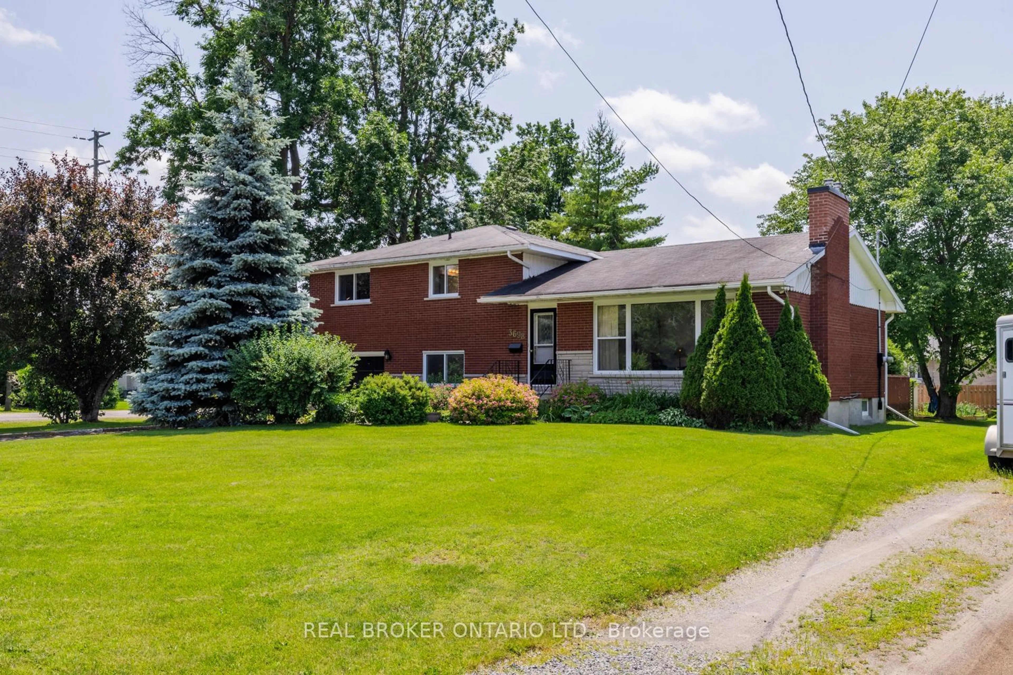 Home with brick exterior material, street for 3698 McBean St, Stittsville - Munster - Richmond Ontario K0A 2Z0