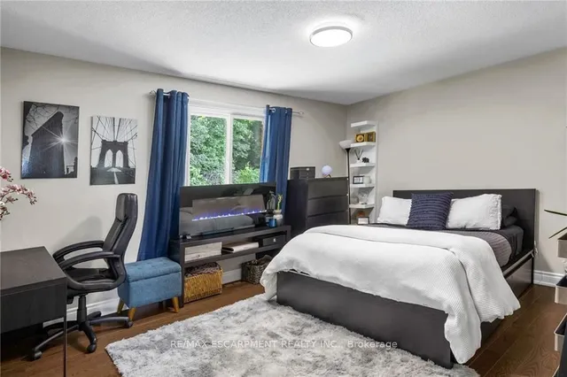 Additional property image - 8 Orr Cres