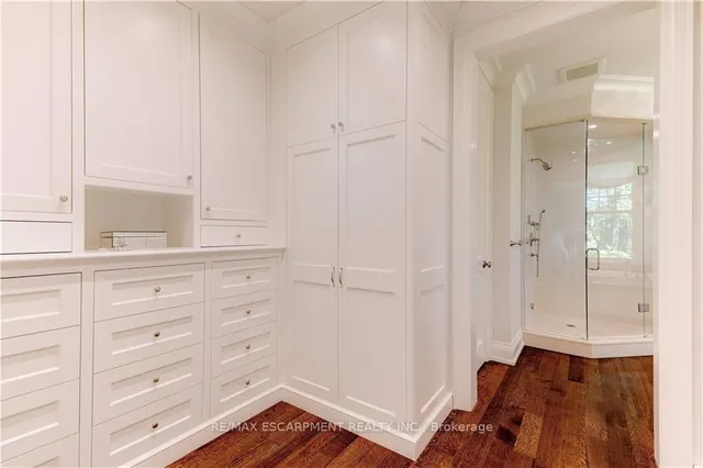 Additional property image - 183 Mill St