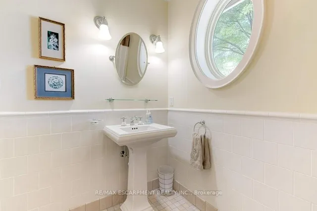 Additional property image - 183 Mill St