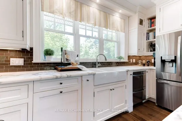 Additional property image - 183 Mill St