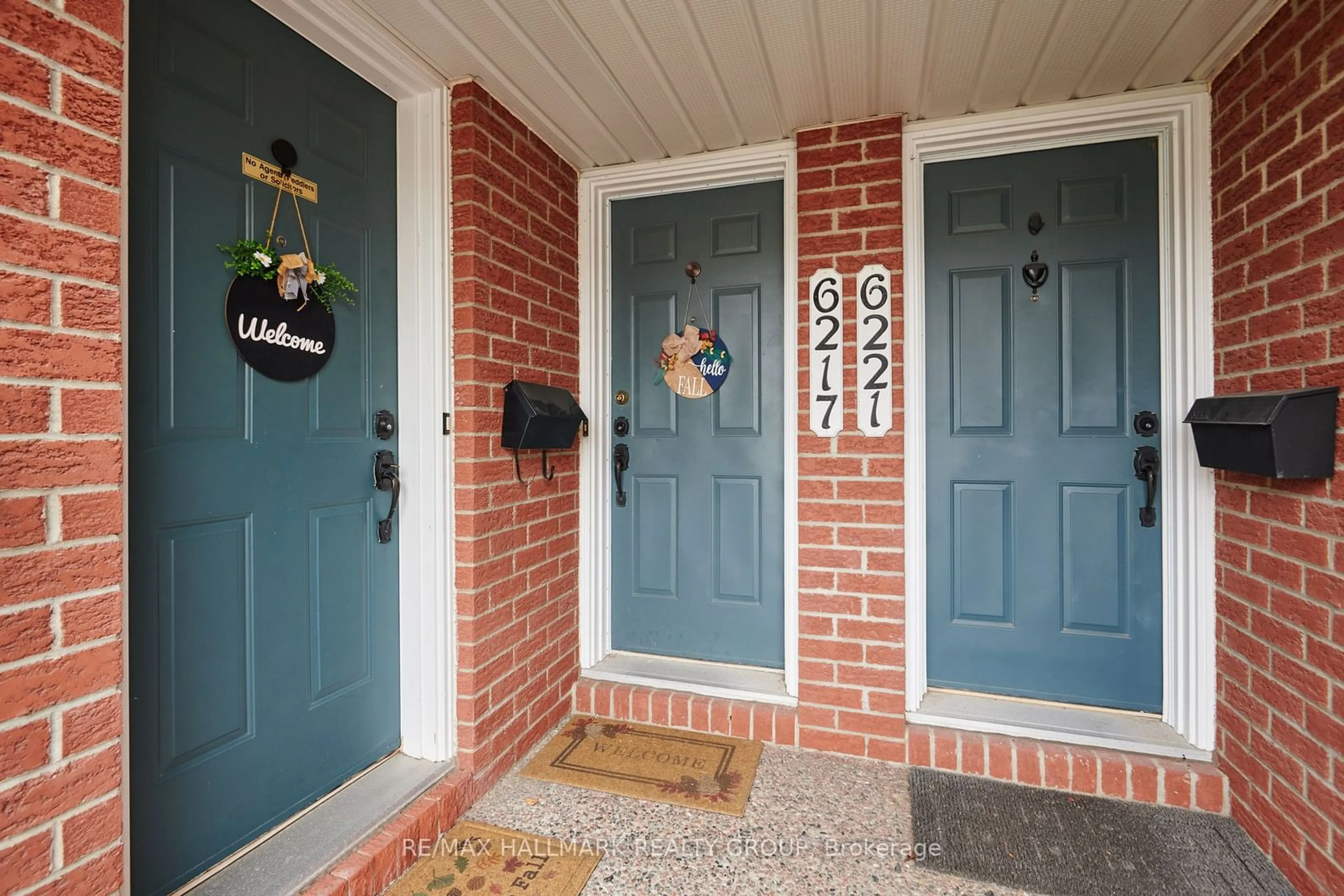 Indoor entryway for 6217 TEALWOOD Pl, Orleans - Convent Glen and Area Ontario K1C 7K1