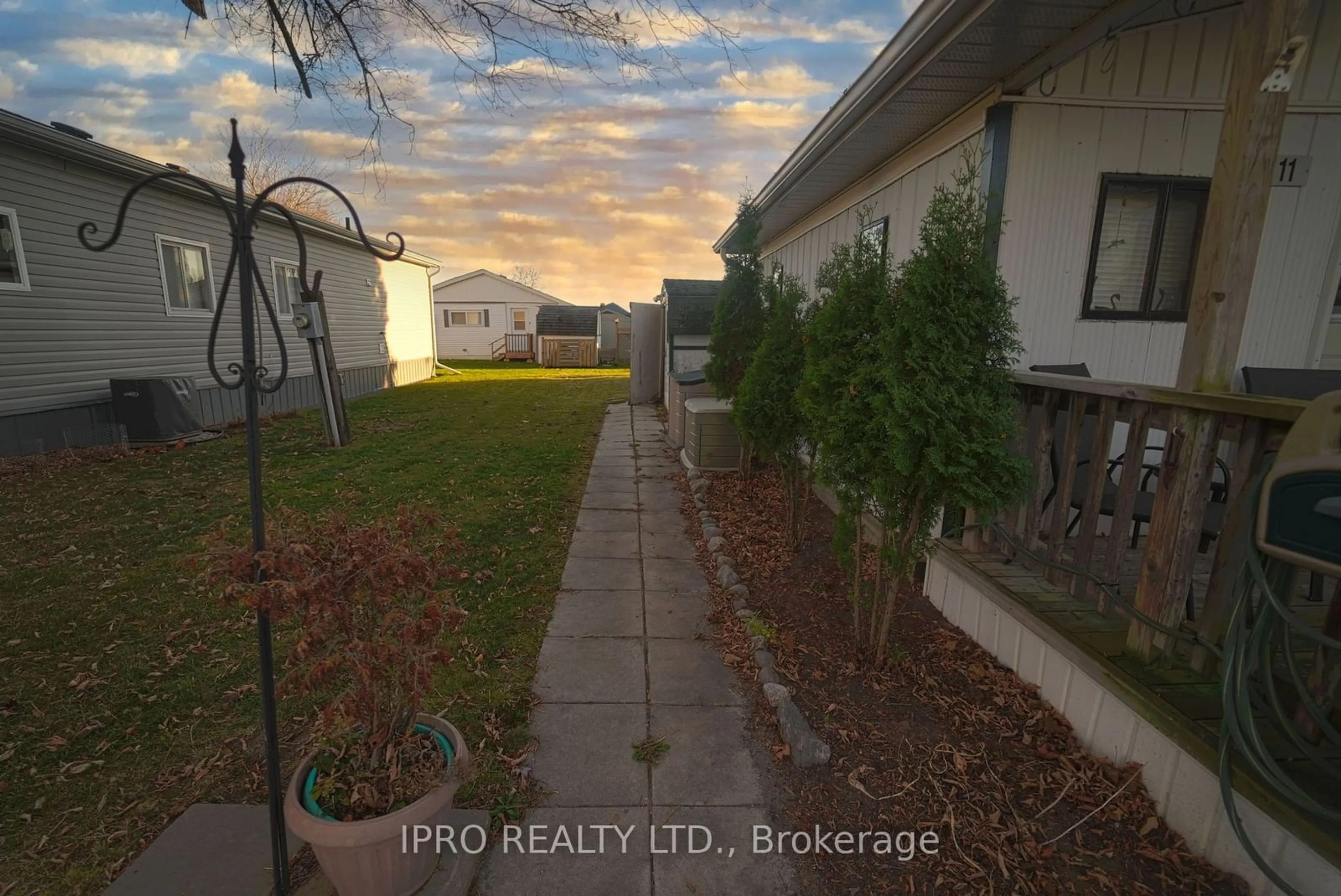 A pic from outside/outdoor area/front of a property/back of a property/a pic from drone, street for 11 Nightingale Lane, Belleville Ontario K8N 4Z3