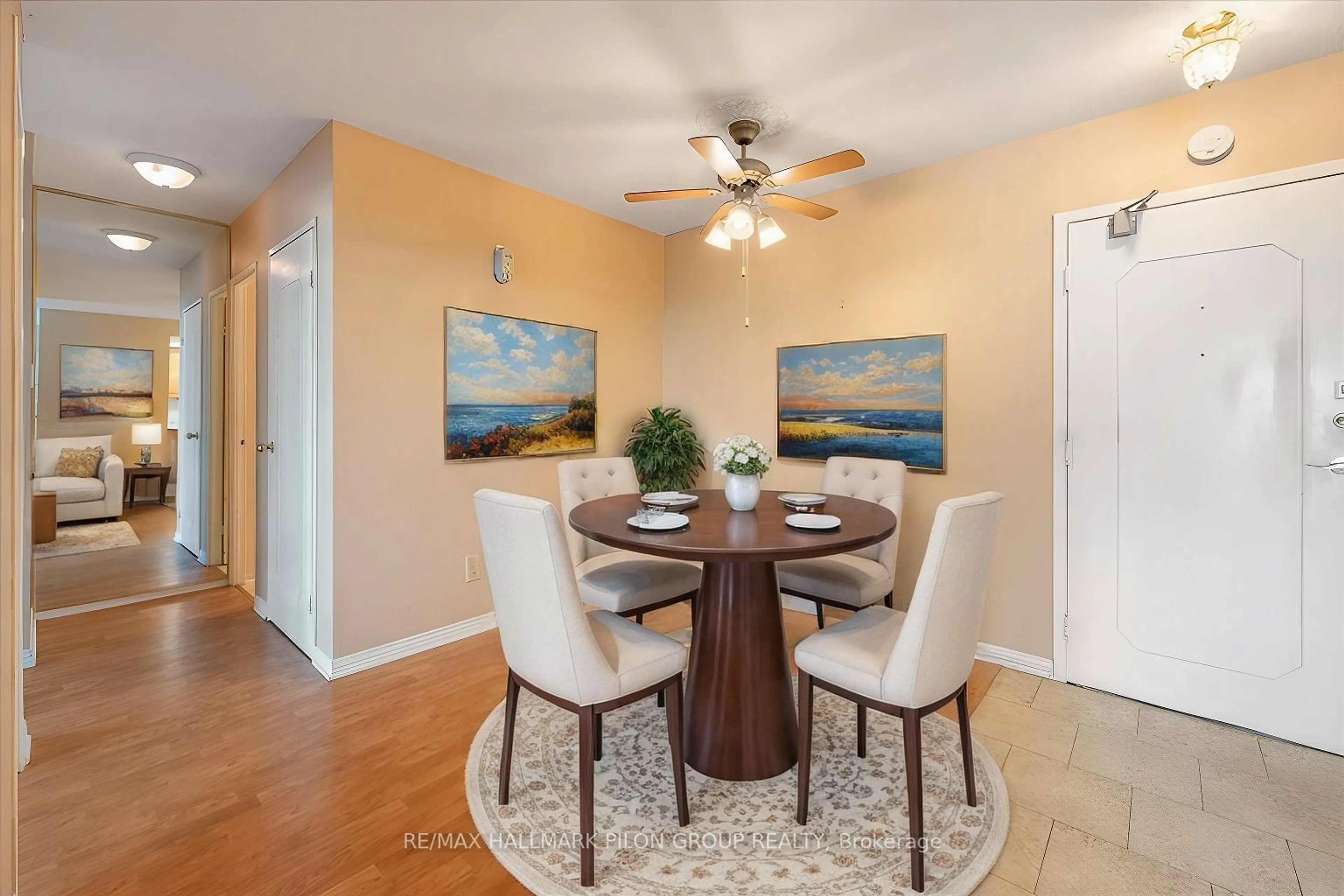 Dining room, unknown for 555 Brittany Dr #715, Manor Park - Cardinal Glen and Area Ontario K1K 4C5