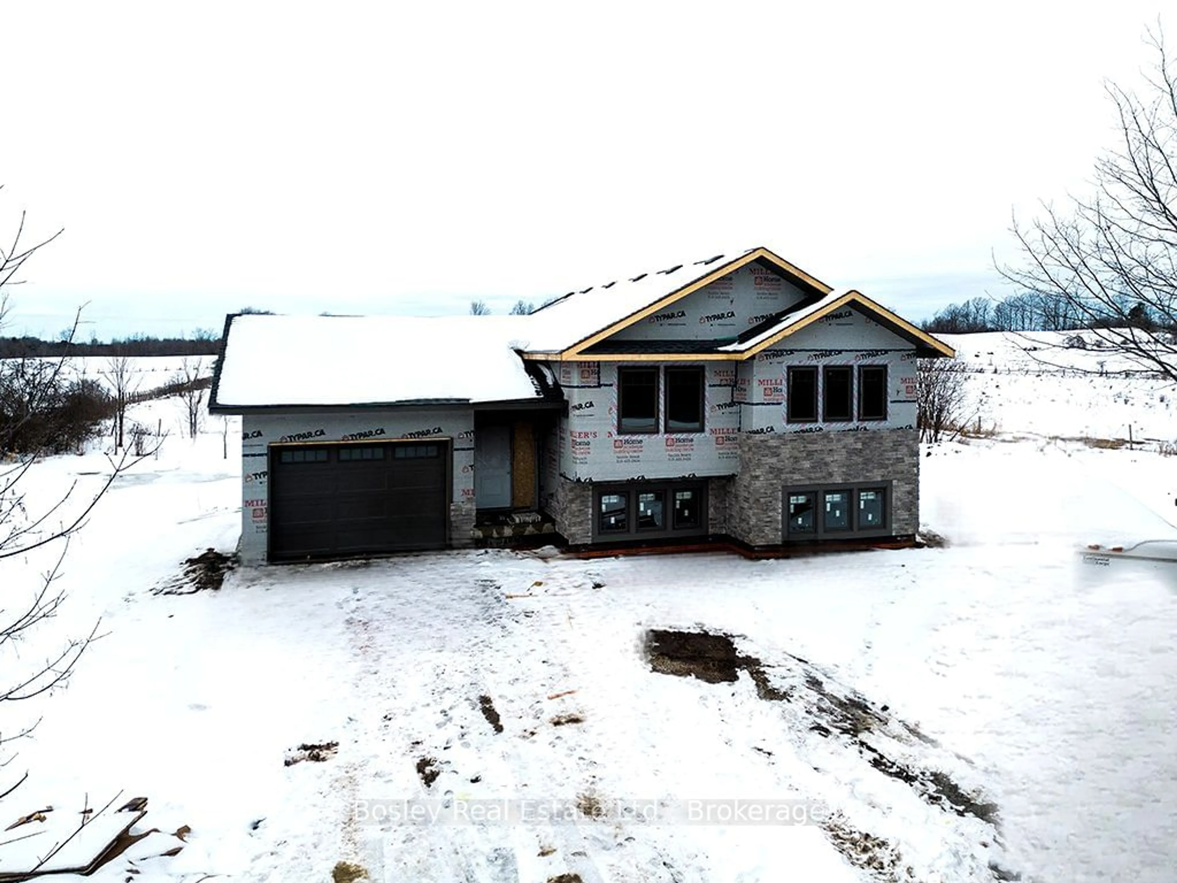 A pic from outside/outdoor area/front of a property/back of a property/a pic from drone, building for 397600 Concession 10 Rd, Meaford Ontario N4K 5N8