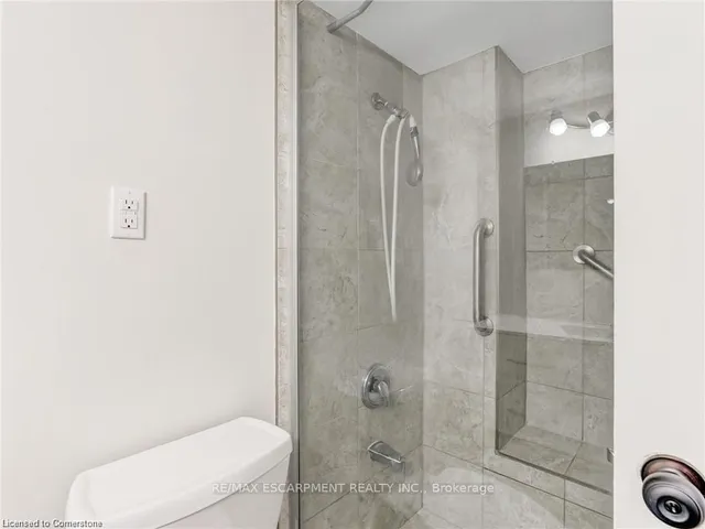 Additional property image - 1966 Main St Unit 1106