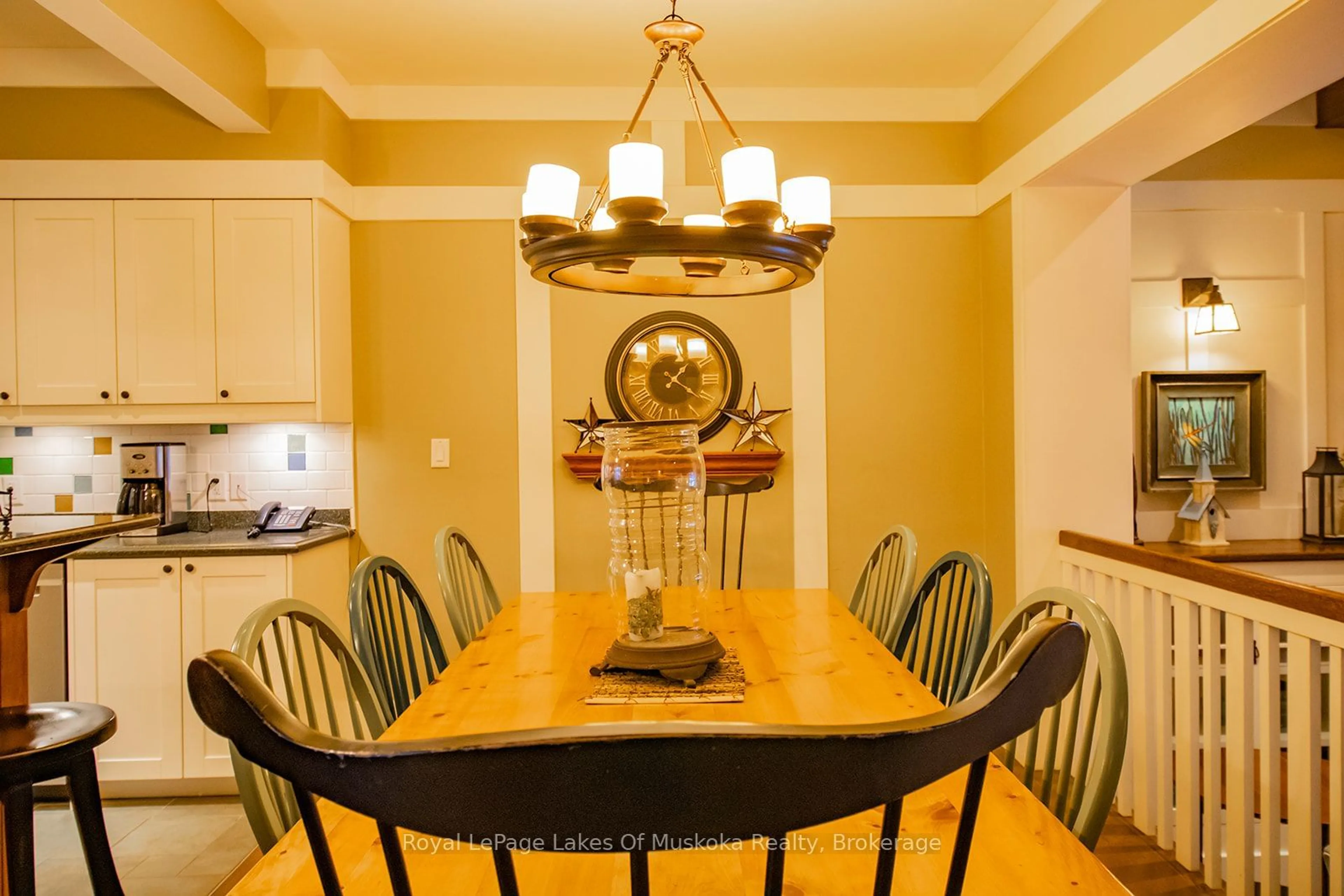 Dining room, unknown for 1020 BIRCH GLEN Rd #V15 W10, Lake of Bays Ontario P0B 1A0