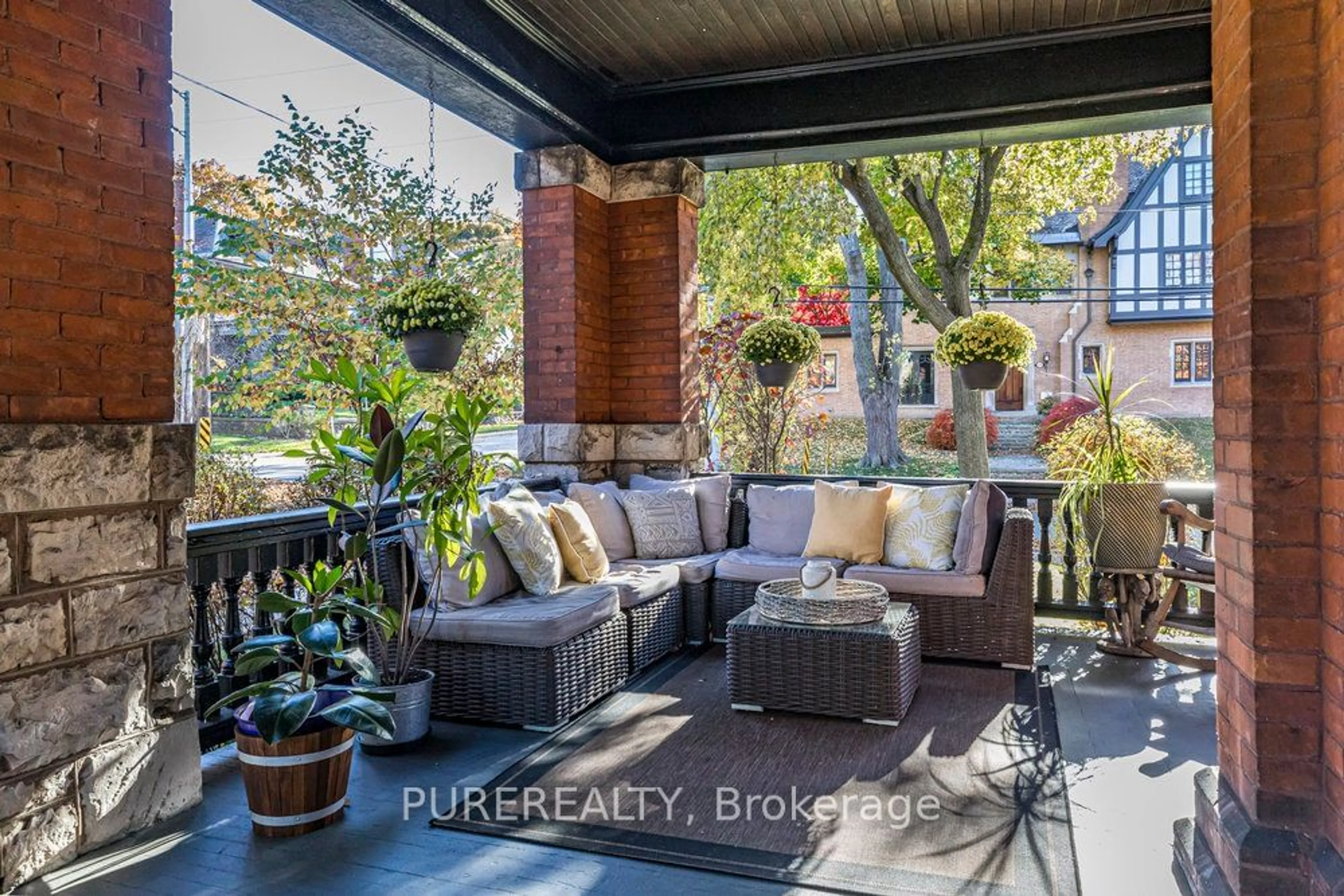 Patio, water/lake/river/ocean view for 114 Aberdeen Ave, Hamilton Ontario L8P 2P2