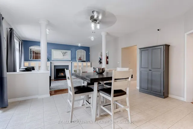Additional property image - 12 Edgecroft Cres