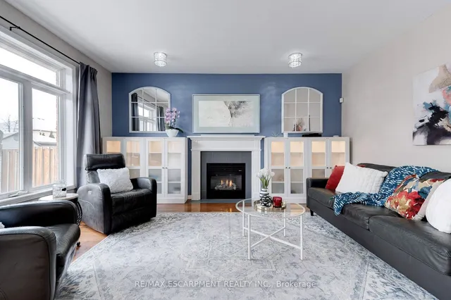 Additional property image - 12 Edgecroft Cres