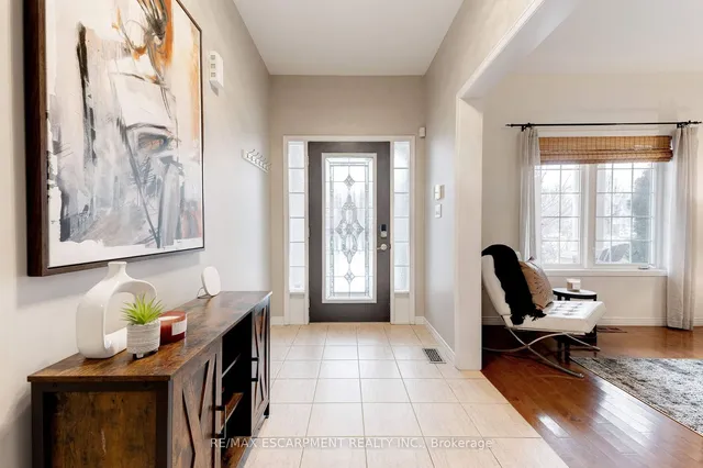 Additional property image - 12 Edgecroft Cres