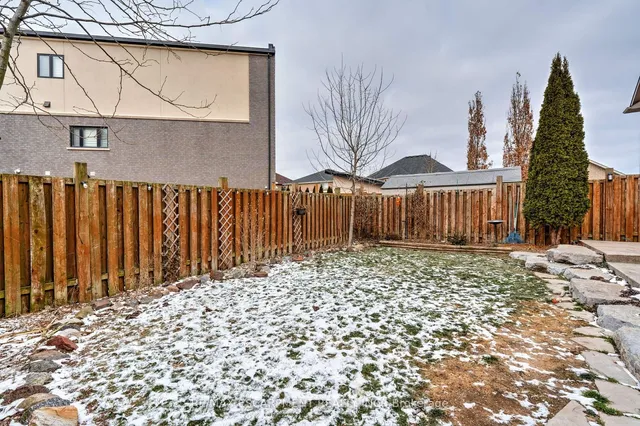 Additional property image - 12 Edgecroft Cres