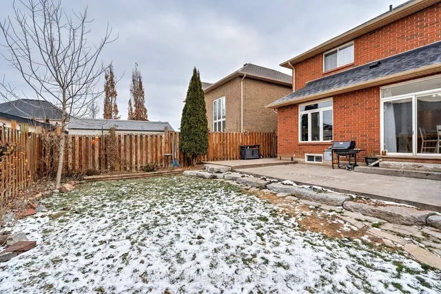 Additional property image - 12 Edgecroft Cres