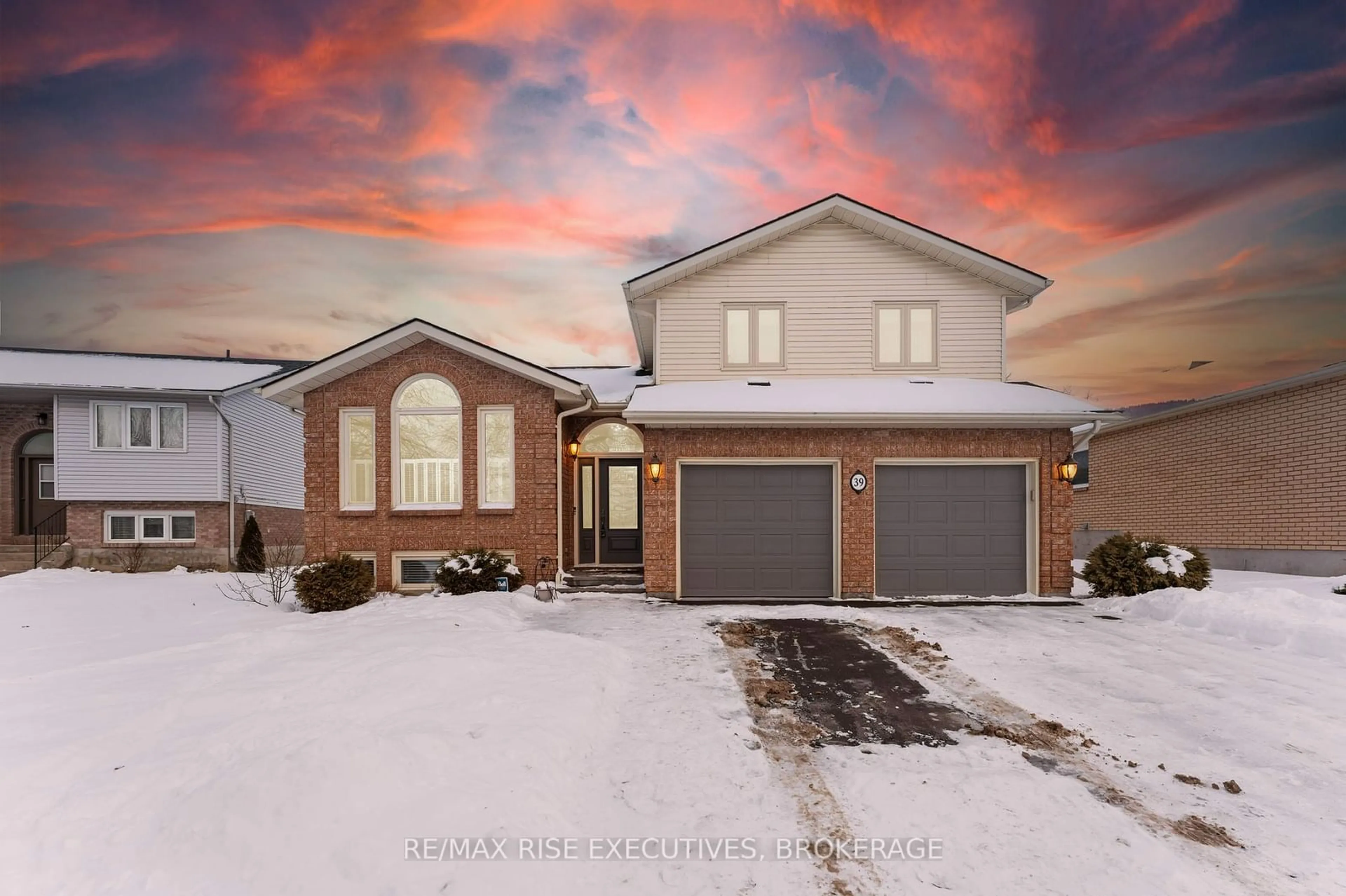 Unknown for 39 LORADEAN Cres, Kingston Ontario K7K 6X7