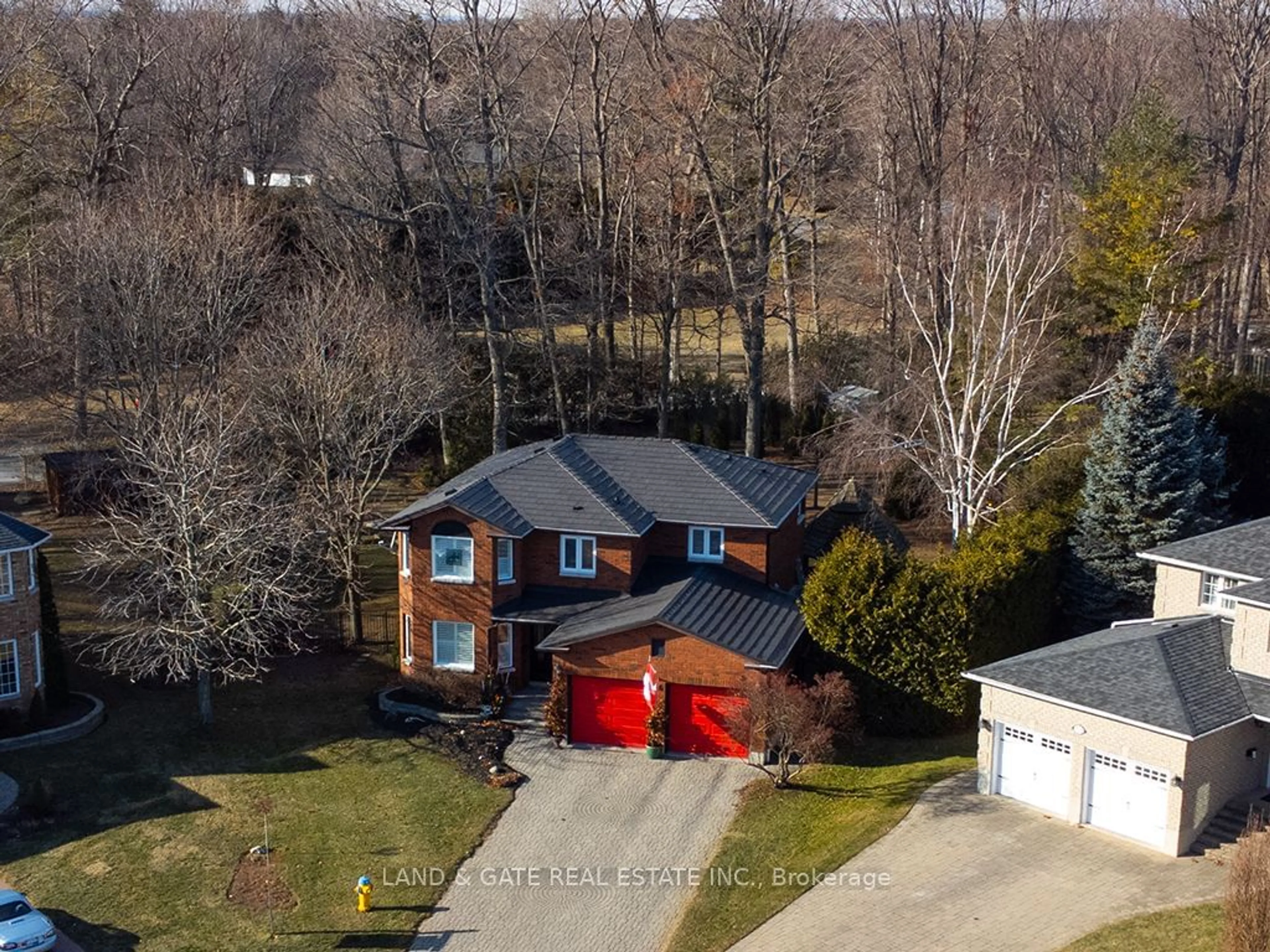 A pic from outside/outdoor area/front of a property/back of a property/a pic from drone, street for 56 Weller Crt, Cobourg Ontario K9A 5K3