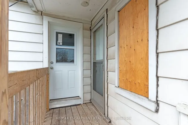 Additional property image - 289 Roxborough Ave