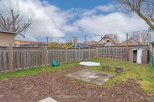 Additional property image - 289 Roxborough Ave