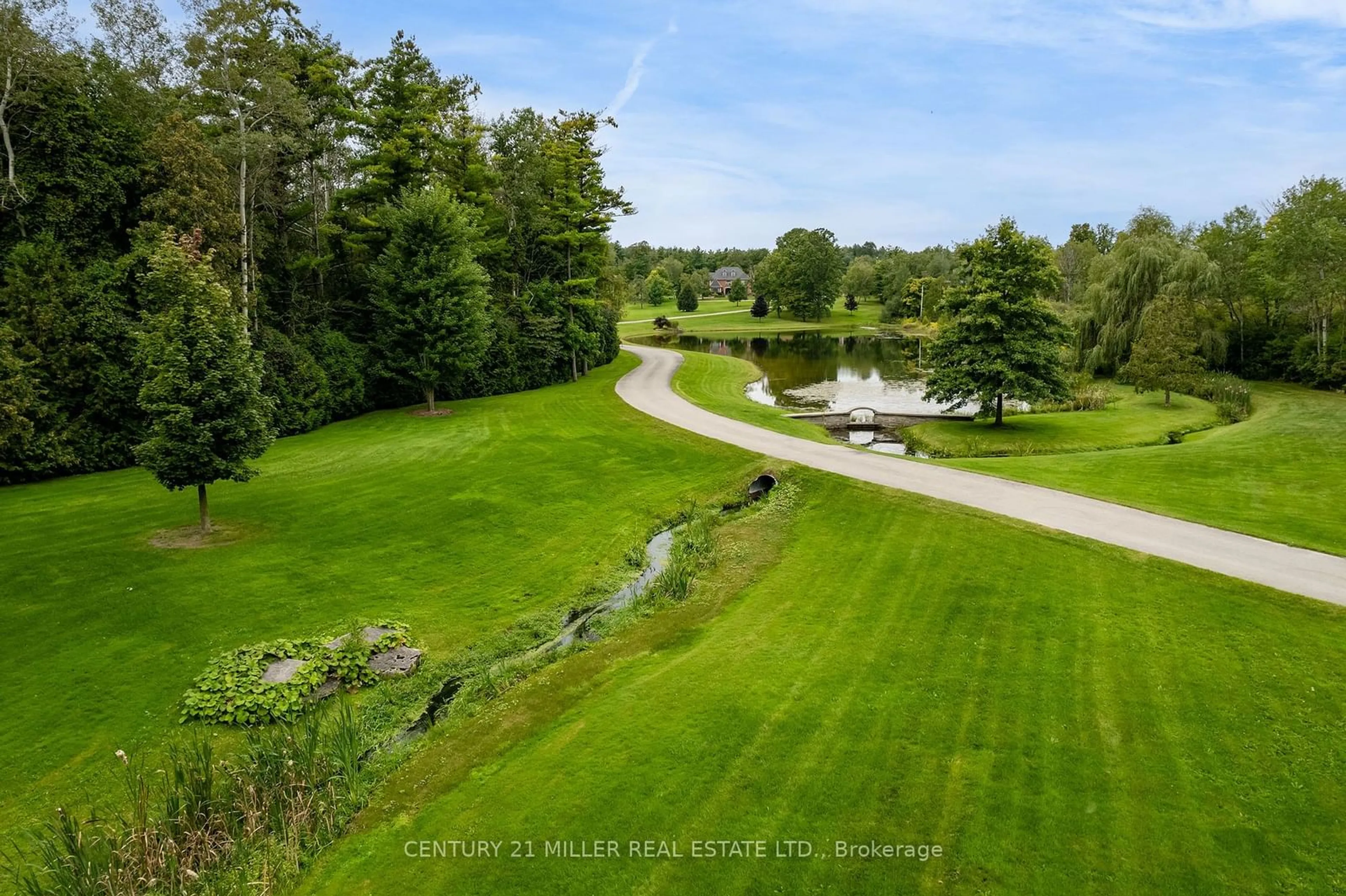 A pic from outside/outdoor area/front of a property/back of a property/a pic from drone, water/lake/river/ocean view for 4508 Sideroad 10 North, Puslinch Ontario N3C 2V4