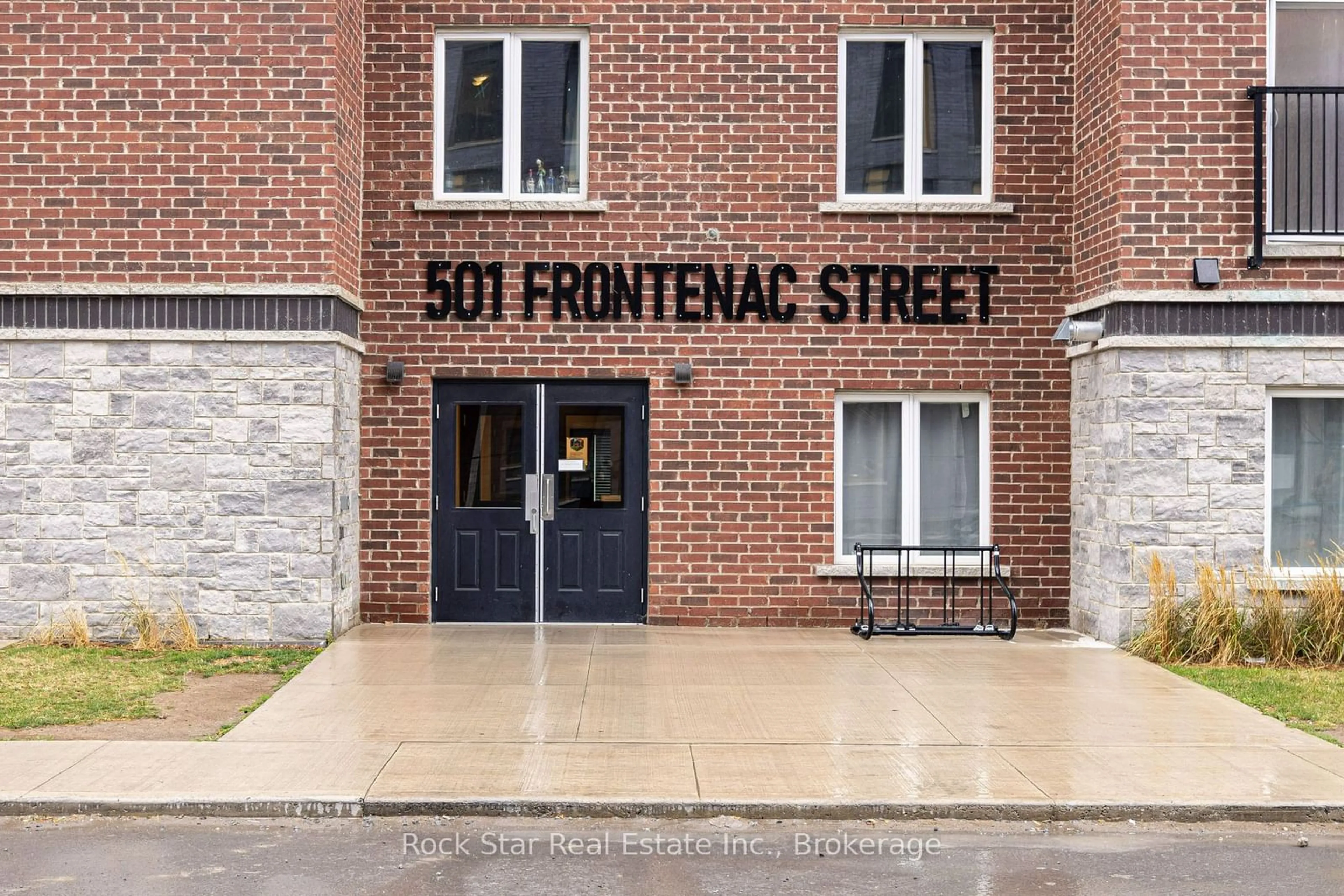 Unknown for 501 Frontenac St #112, Kingston Ontario K7K 4L9