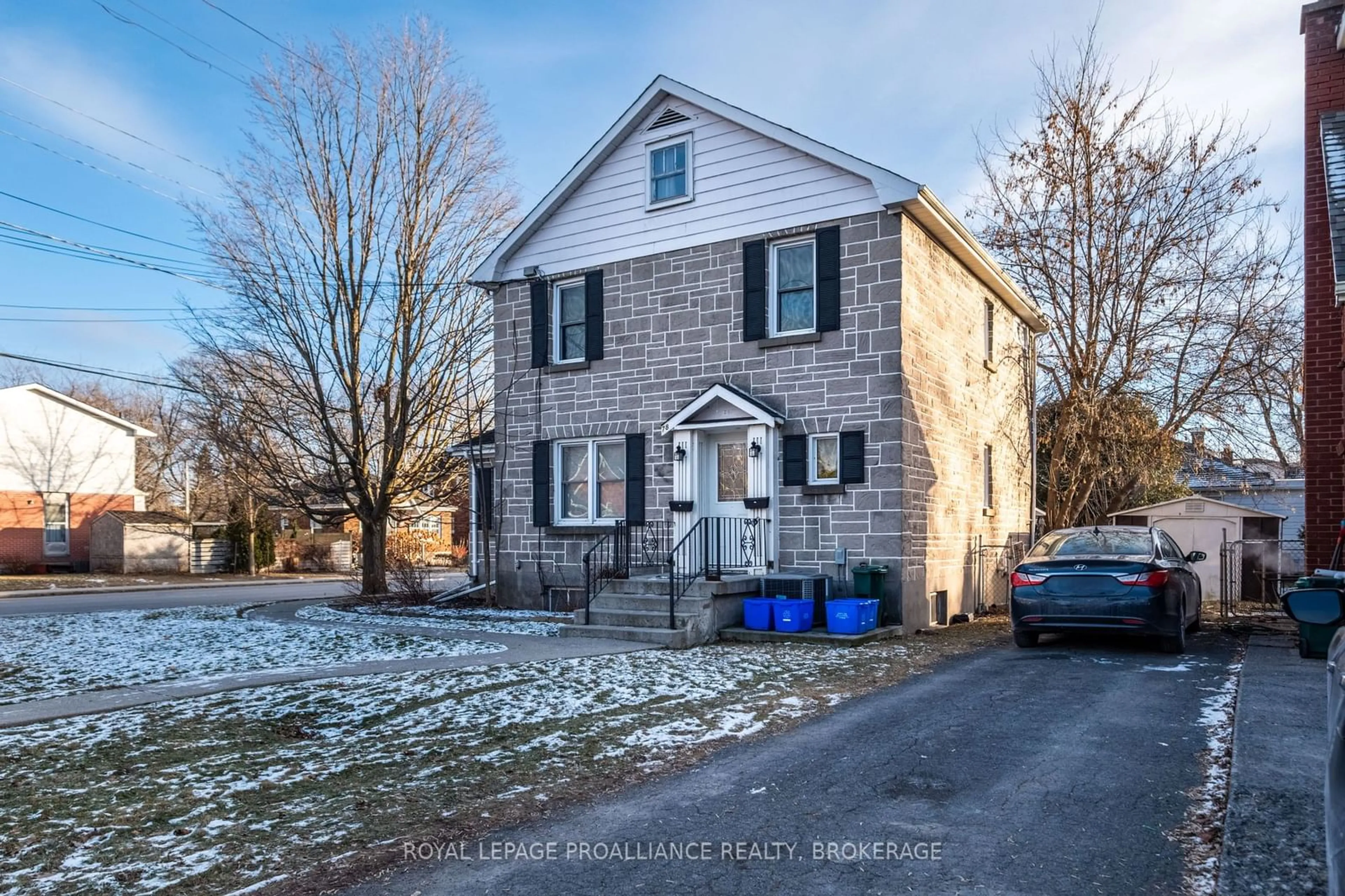 A pic from outside/outdoor area/front of a property/back of a property/a pic from drone, street for 78 Carruthers Ave, Kingston Ontario K7L 1M4