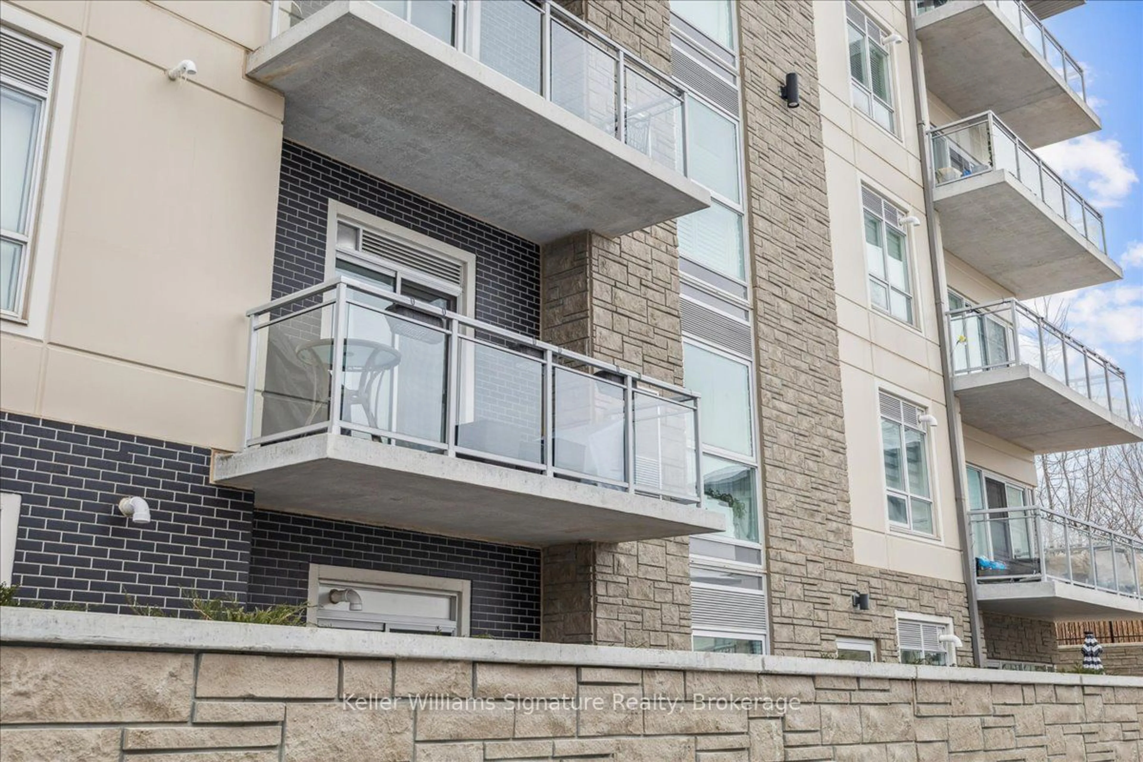 Balcony in the apartment, building for 16 Markle Cres #211, Hamilton Ontario L9G 0H4