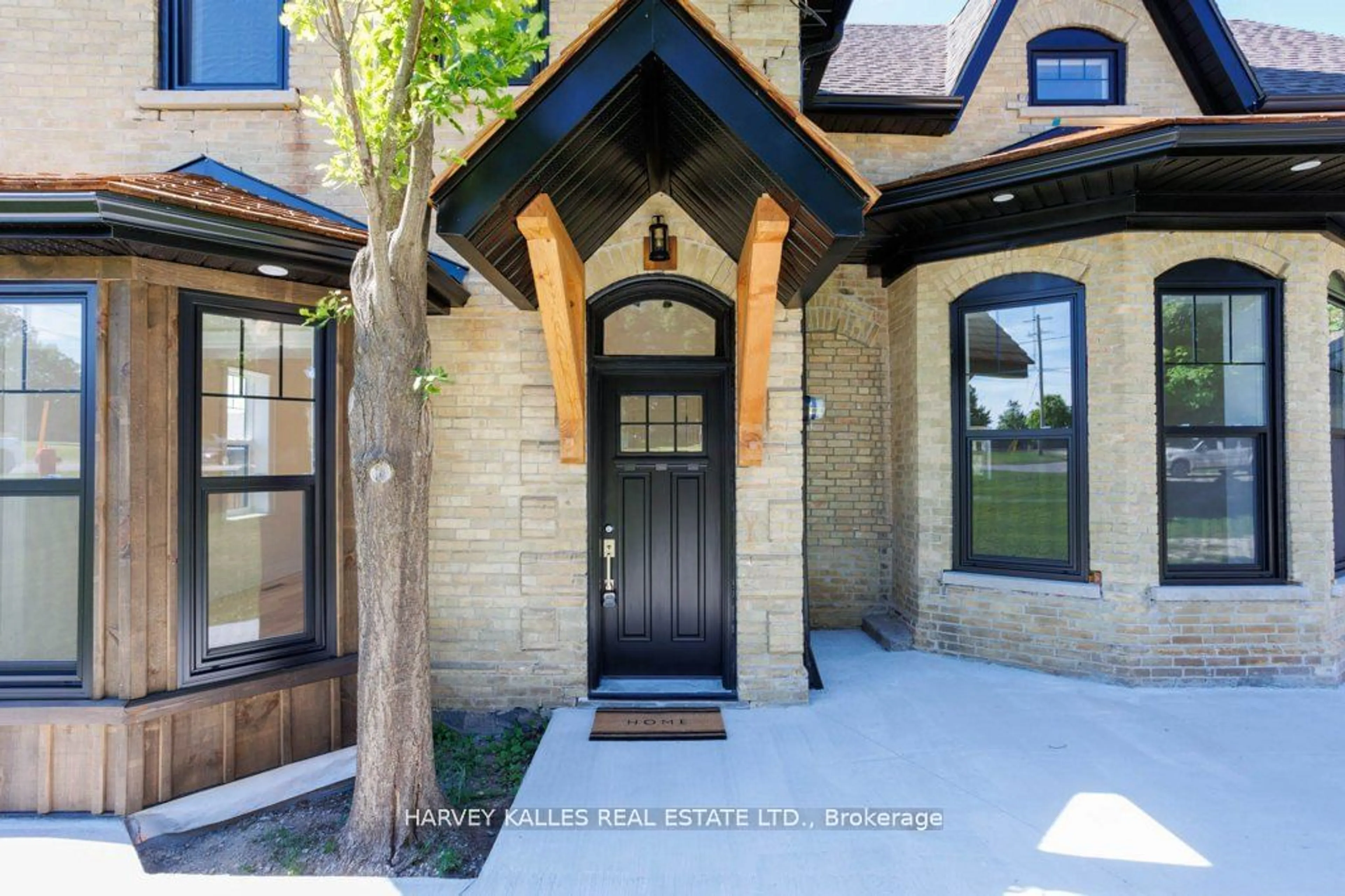 Indoor entryway for 16 Hillcrest St, South Bruce Ontario N0G 2S0