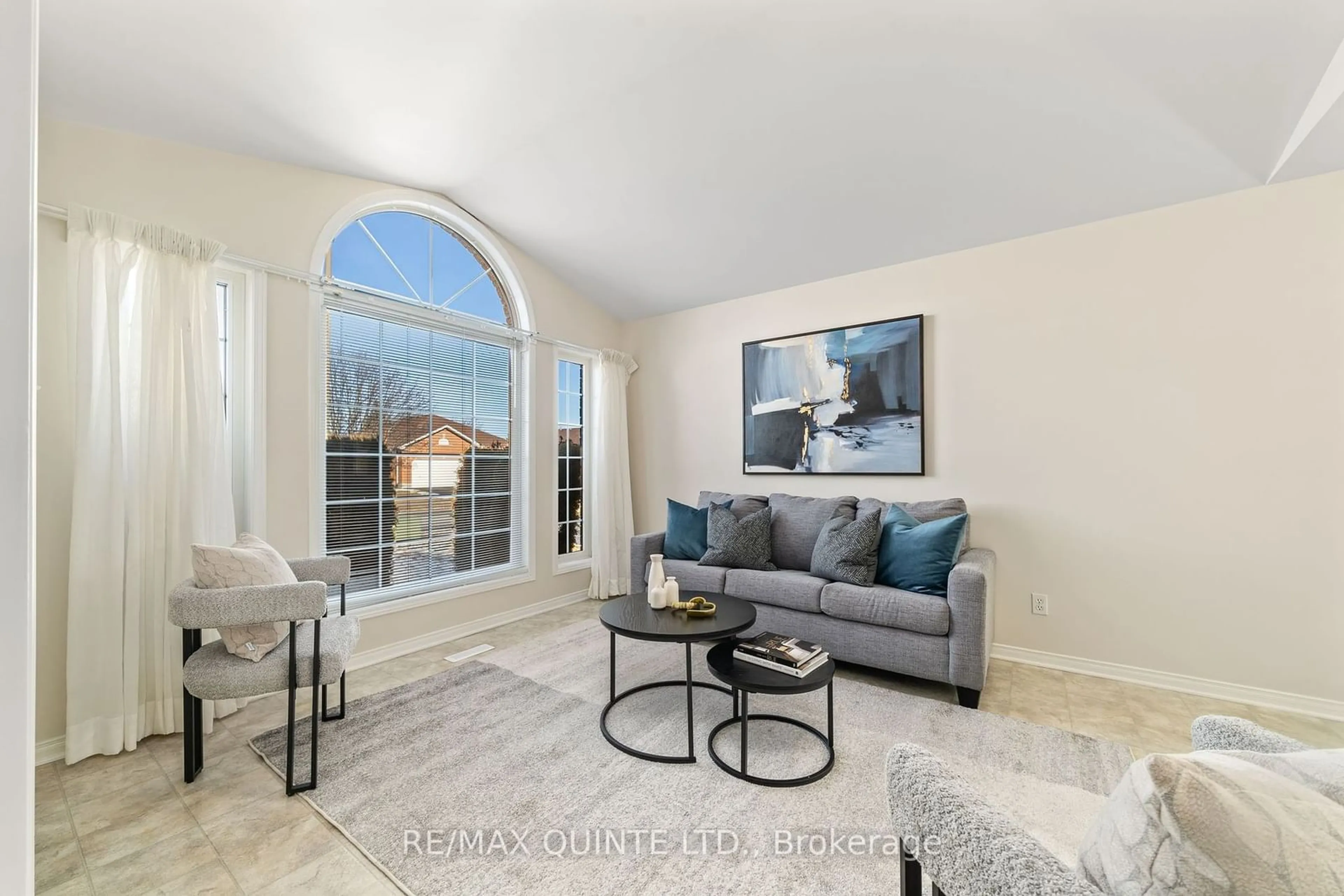 Living room with furniture, ceramic/tile floor for 15 Sumac Terr, Belleville Ontario K8N 5X6